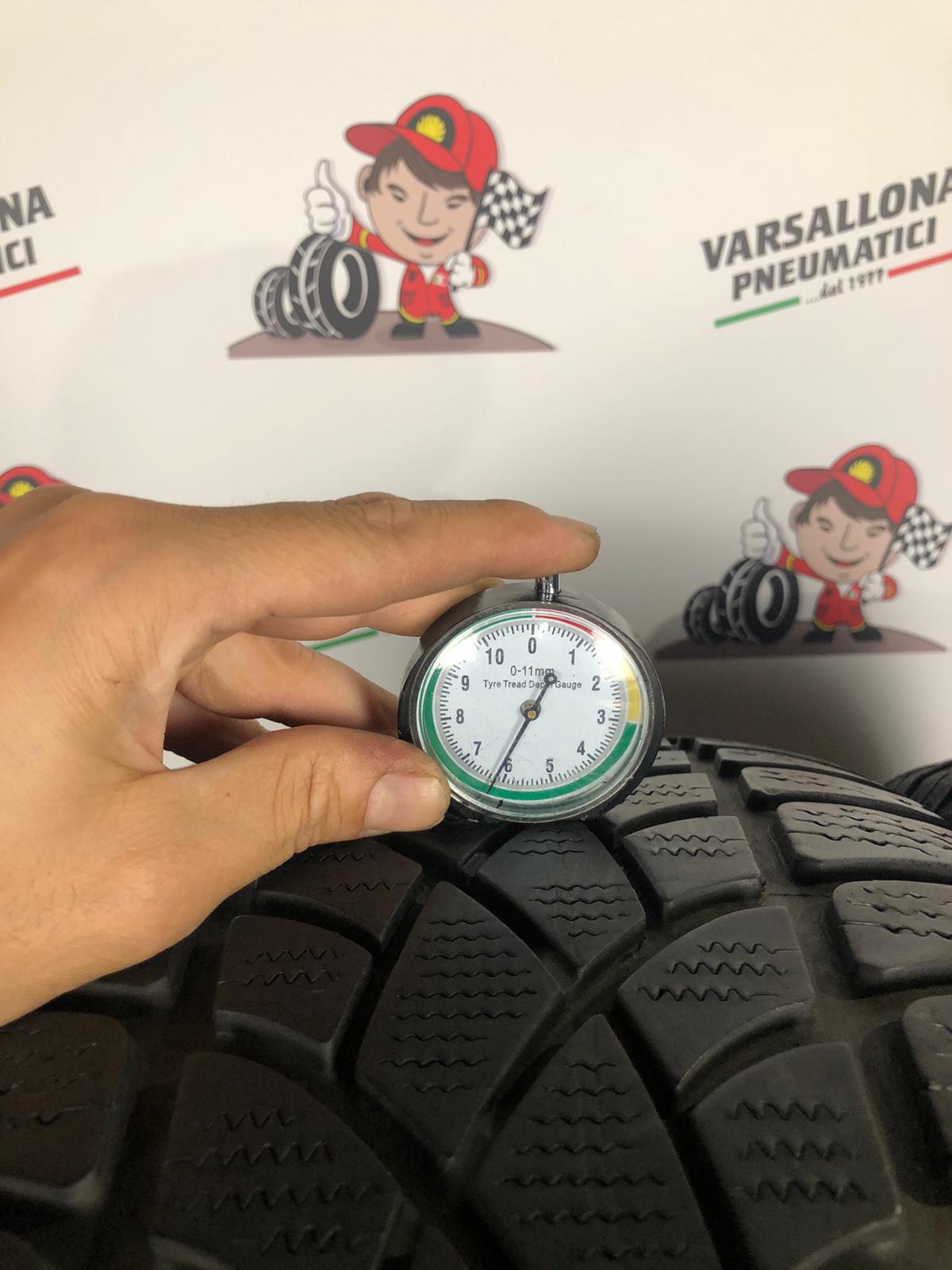 N.2 Pneumatici - 235/40R19 96V XL DUNLOP - SP Winter Sport 3D - immagine 2