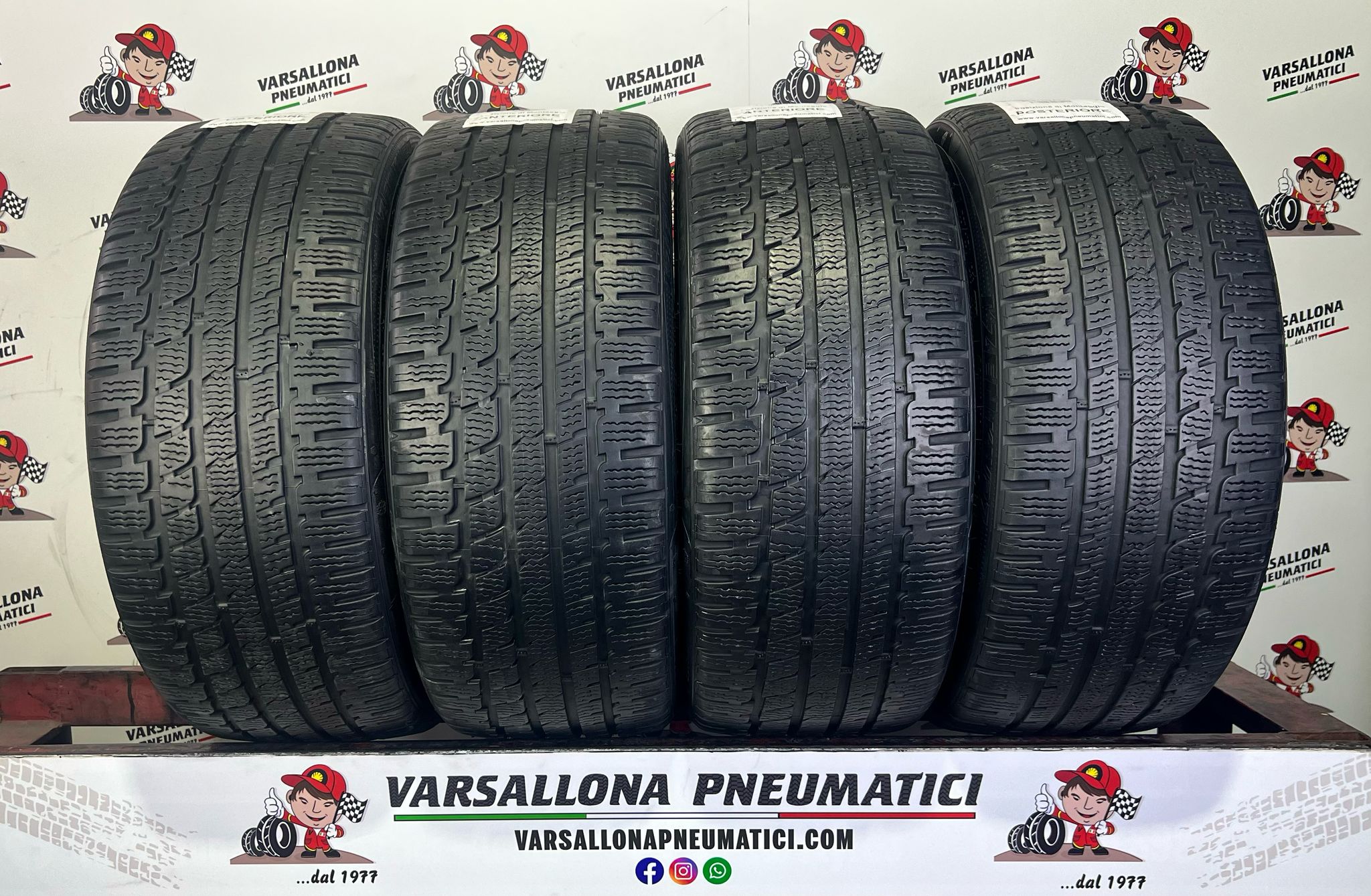 N.4 Pneumatici - 225/40R19 93V XL KUMHO - I Zen KW27 Asymmetric