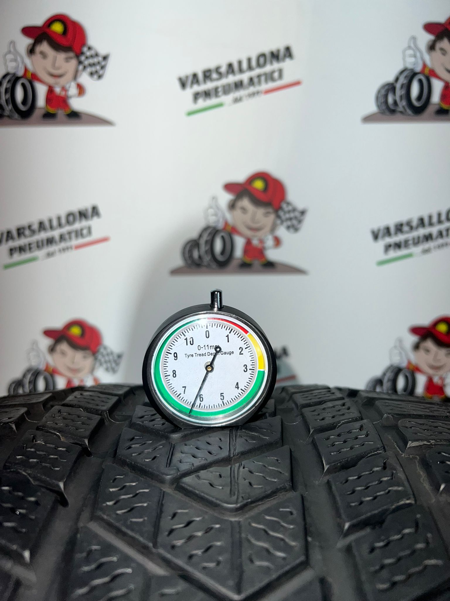 N.2 Pneumatici - 285/30R21 100W XL PIRELLI - Sottozero 3 - immagine 4