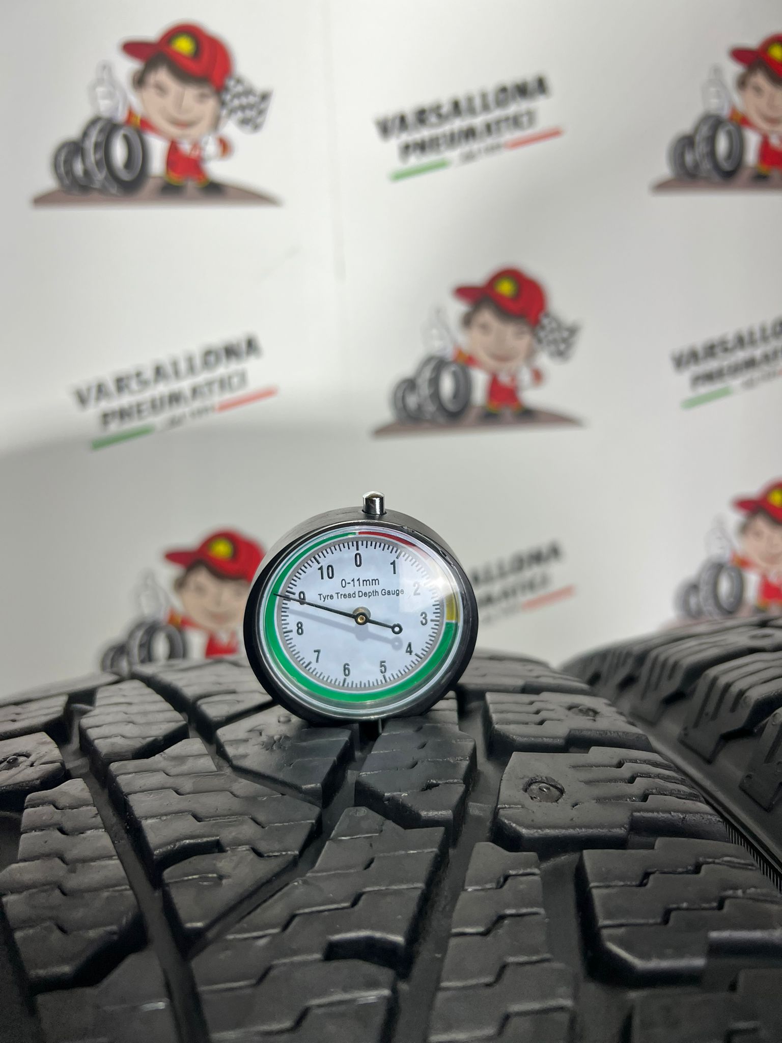 N.4 Pneumatici - 205/65R16C 107/105R NOKIAN - Hakkapelitta C3 - immagine 3