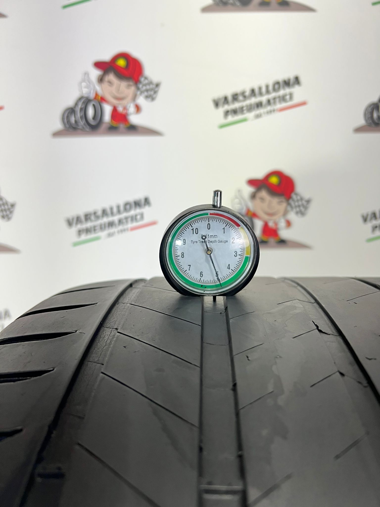 N.2 Pneumatici - 295/40R20 106Y MICHELIN - Laltitude Sport 3 - immagine 3