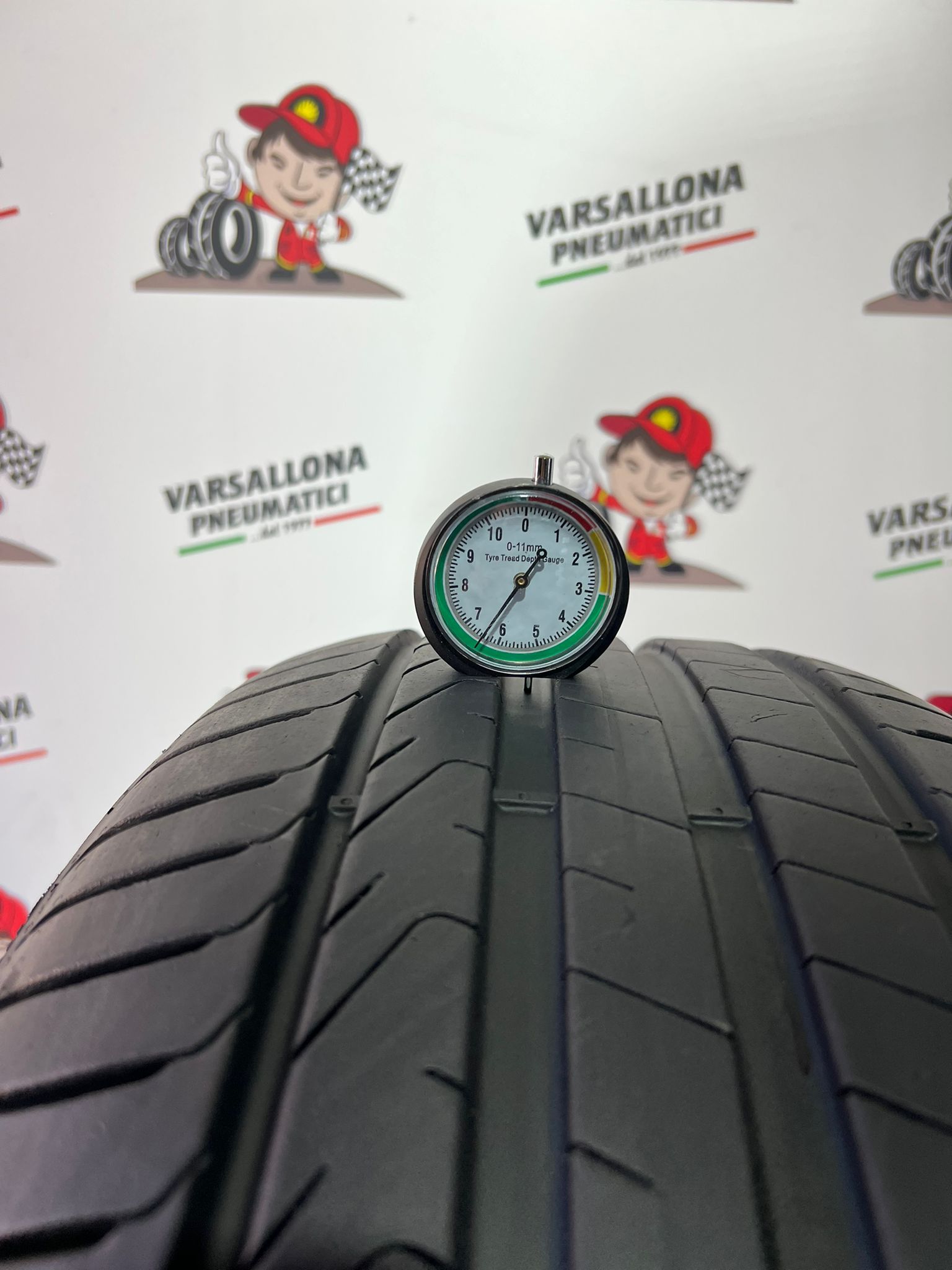 N.2 Pneumatici - 235/50R20 100T PIRELLI - Scorpion Elect AO - immagine 3