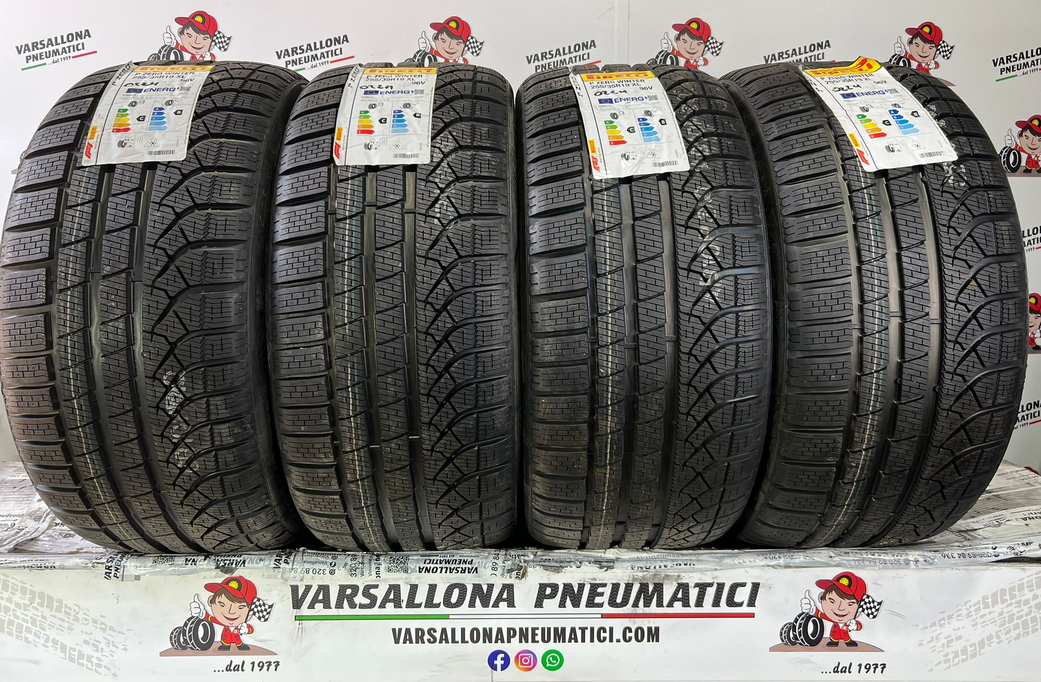 N.4 Pneumatici - 255/35R19 96V XL PIRELLI - P ZERO Winter