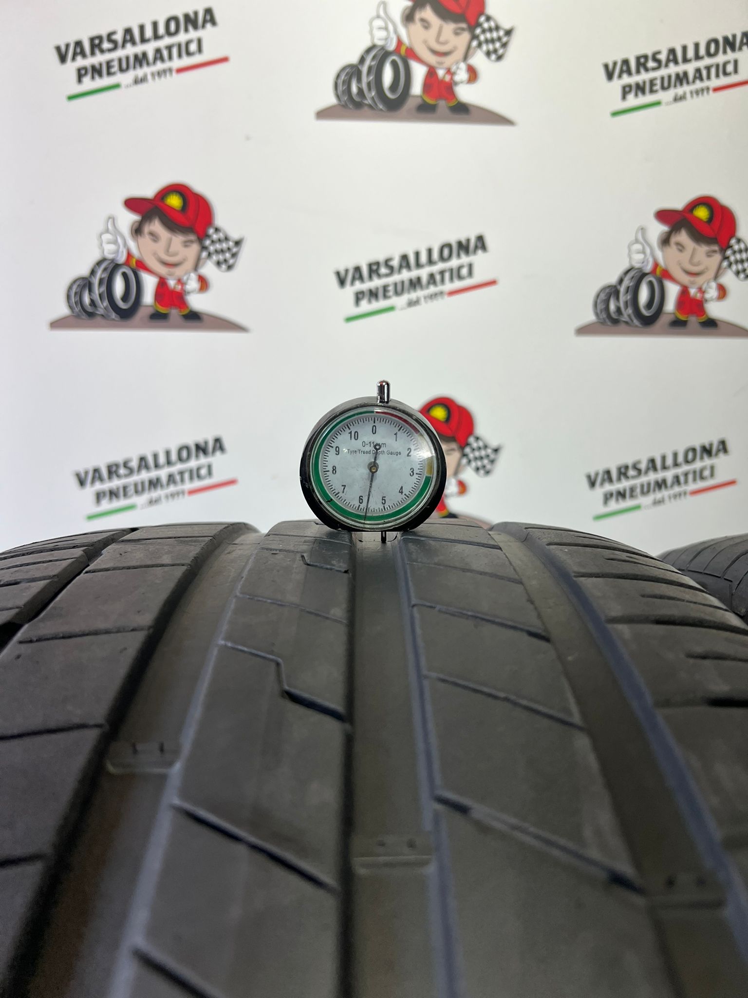 N.4 Pneumatici - 285/45R21 113Y XL HANKOOK - Ventus S1 Evo 3 SUV AO - immagine 3