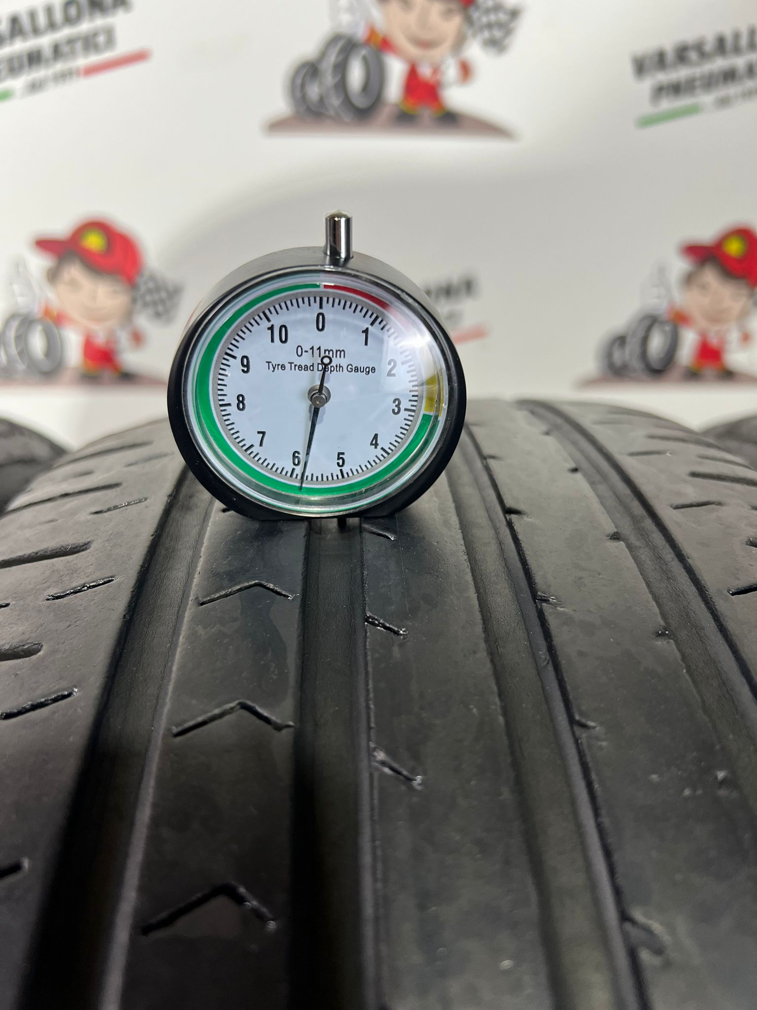 N.4 Pneumatici - 205/60R16 96V XL CONTINENTAL - Conti Premium Contact 5 - immagine 3