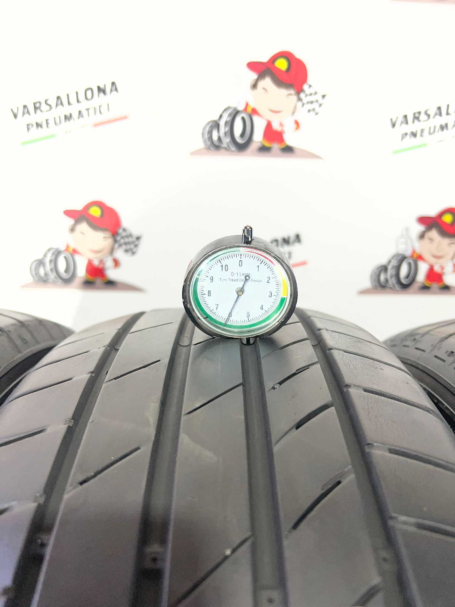 N.4 Pneumatici - 205/60R16 92V KUMHO TYRES - Ecsta PS71 - immagine 3