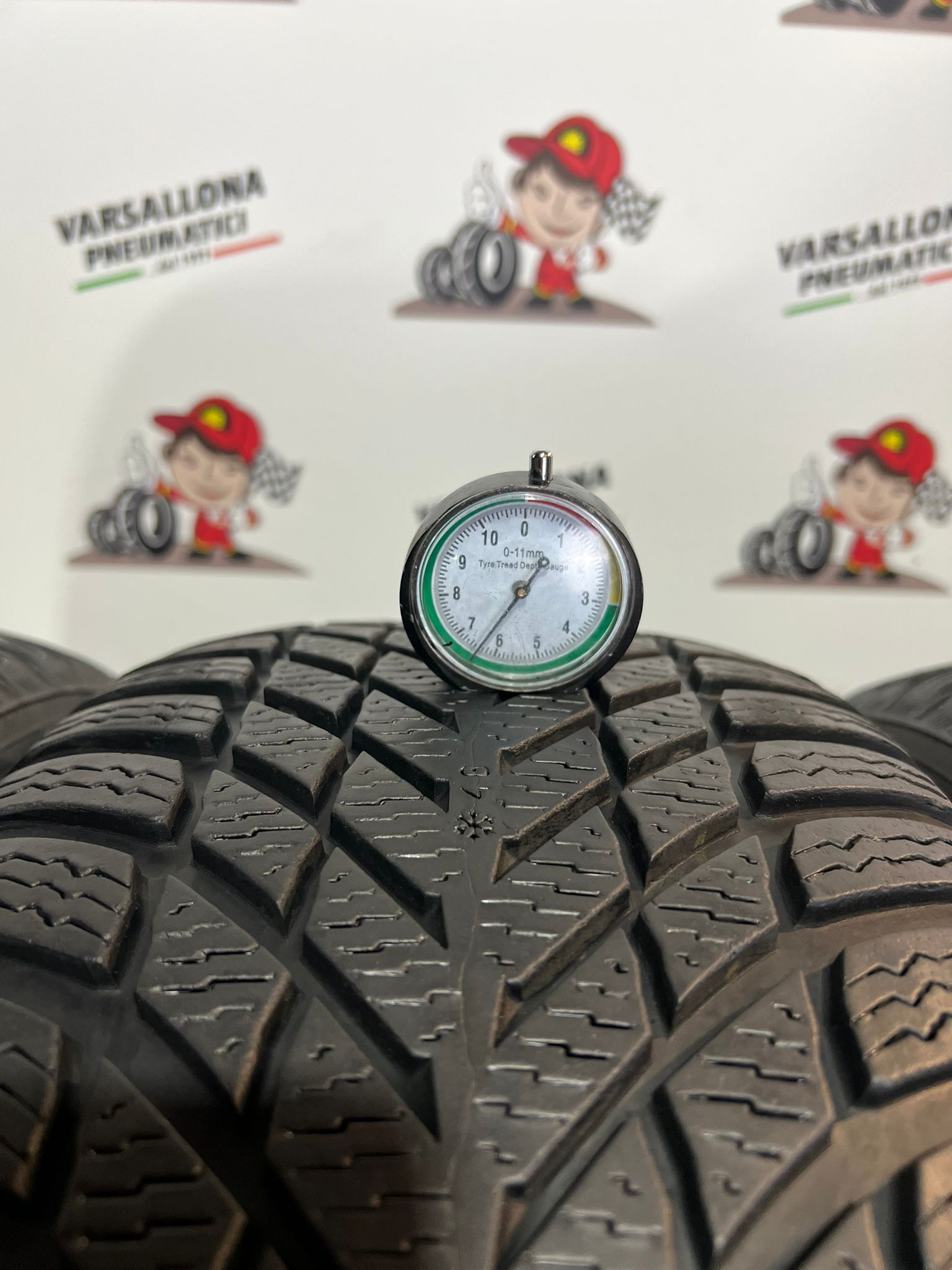N.4 Pneumatici - 225/50R17 98H XL NOKIAN TYRES - SnowProof 2 - immagine 3