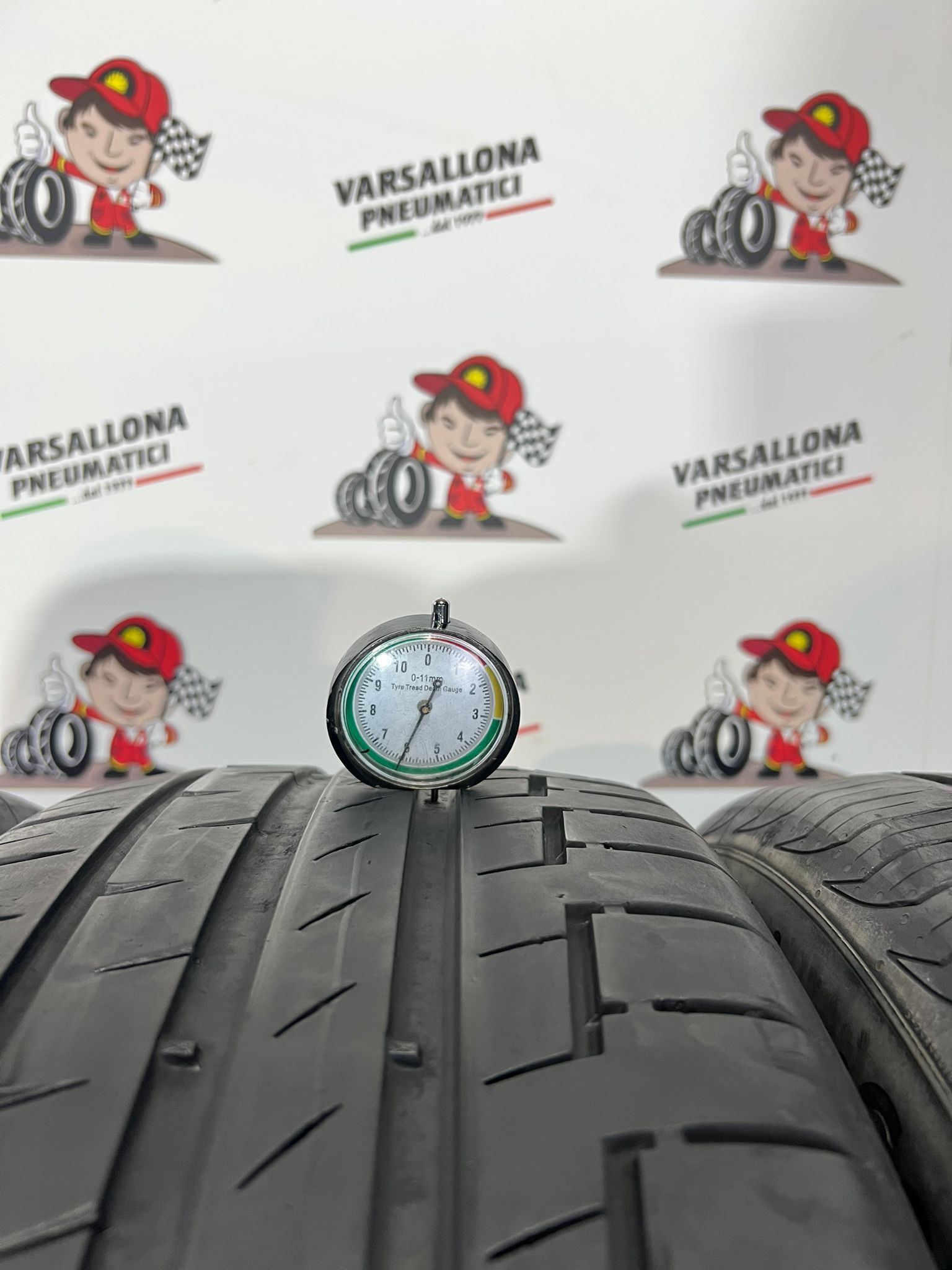 N.4 Pneumatici - 215/55R17 94V CONTINENTAL - Premium Contact 6 - immagine 3