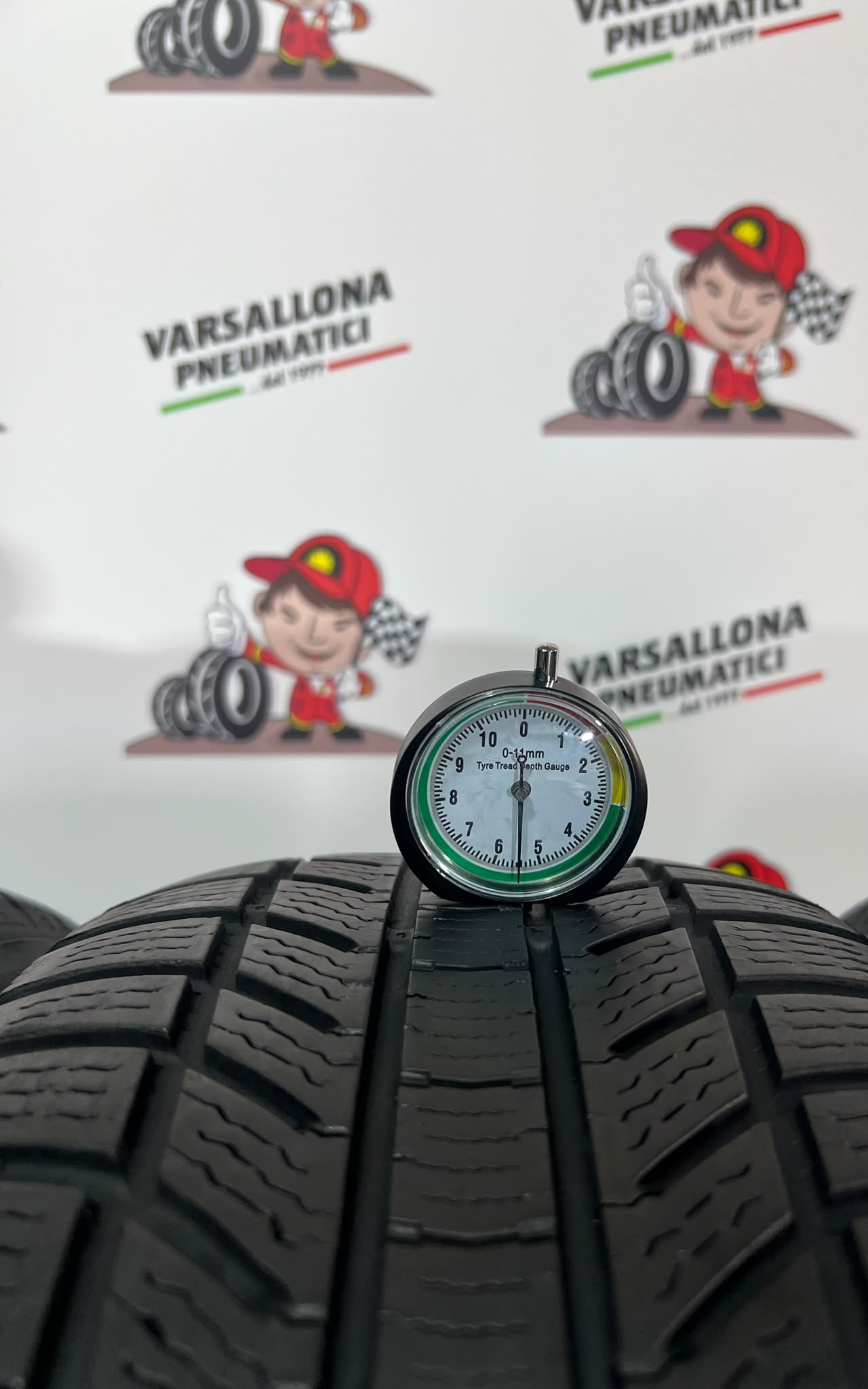 N.4 Pneumatici - 215/55R17 94H CONTINENTAL - WinterContact TS870P - immagine 3