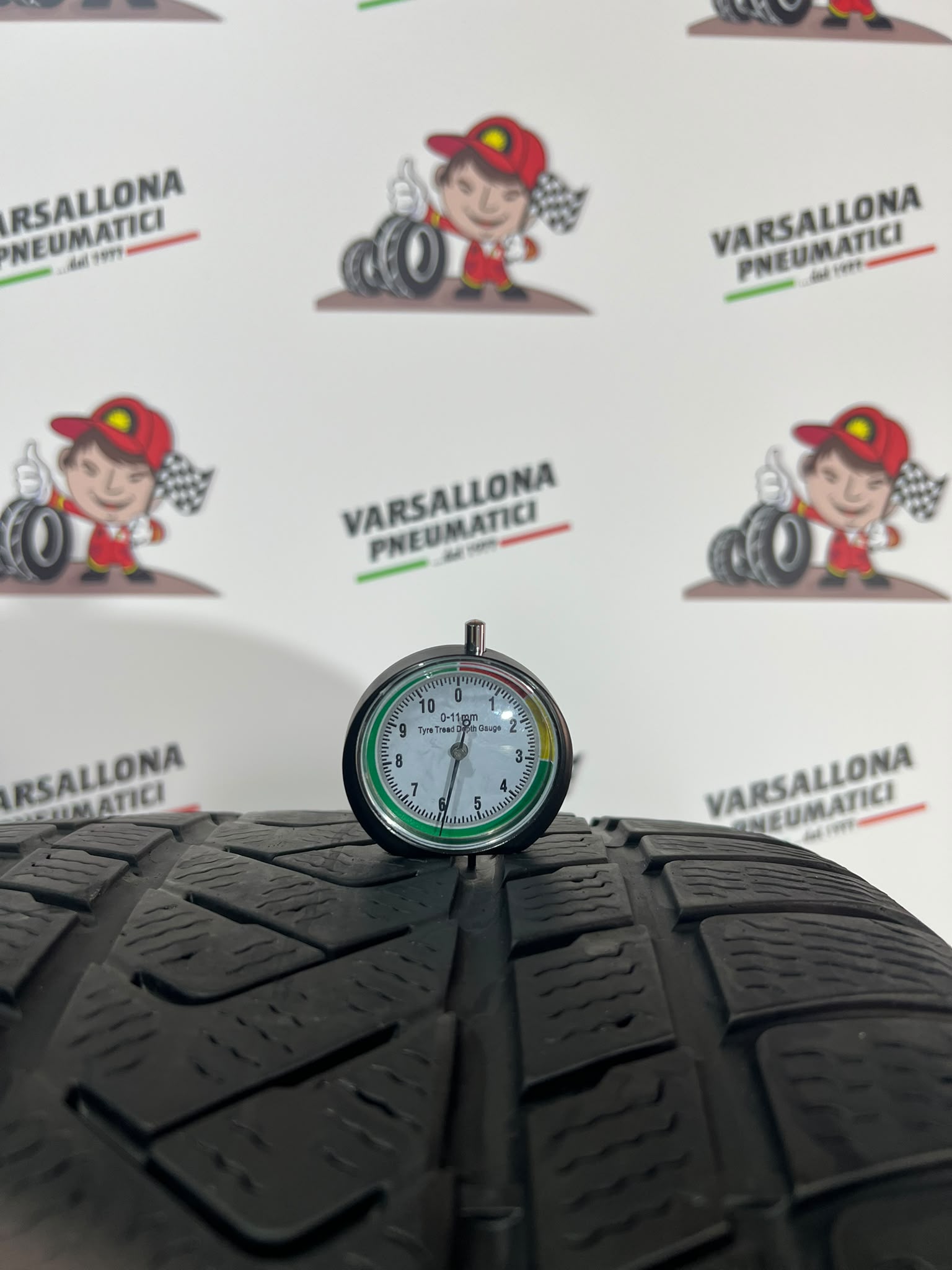 N.2 Pneumatici - 315/35R21 111V XL PIRELLI - Scorpion Winter Runflat - immagine 3