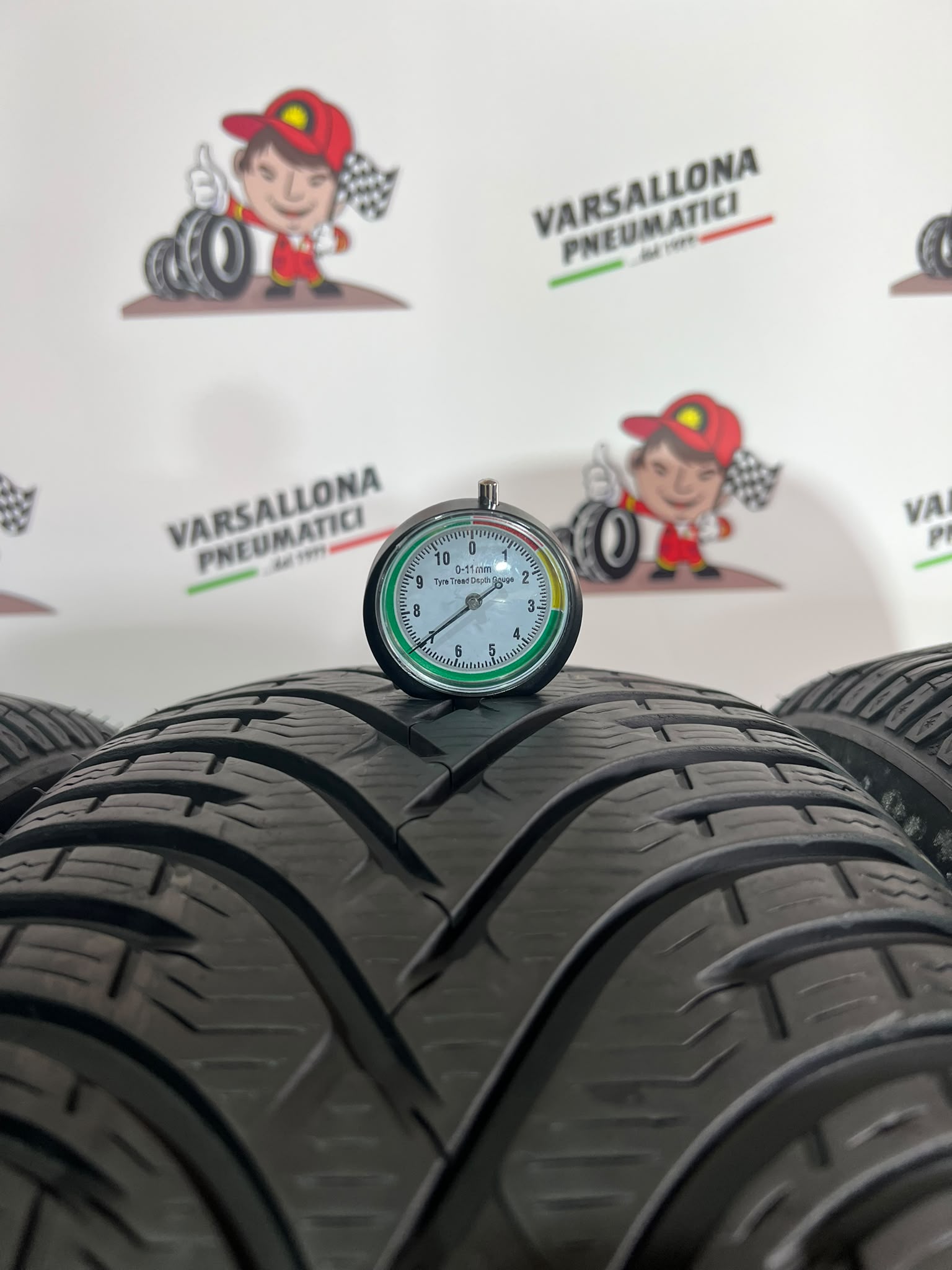 N.4 Pneumatici - 215/55R17 98V XL BF GOODRICH - G force Winter 2 - immagine 3