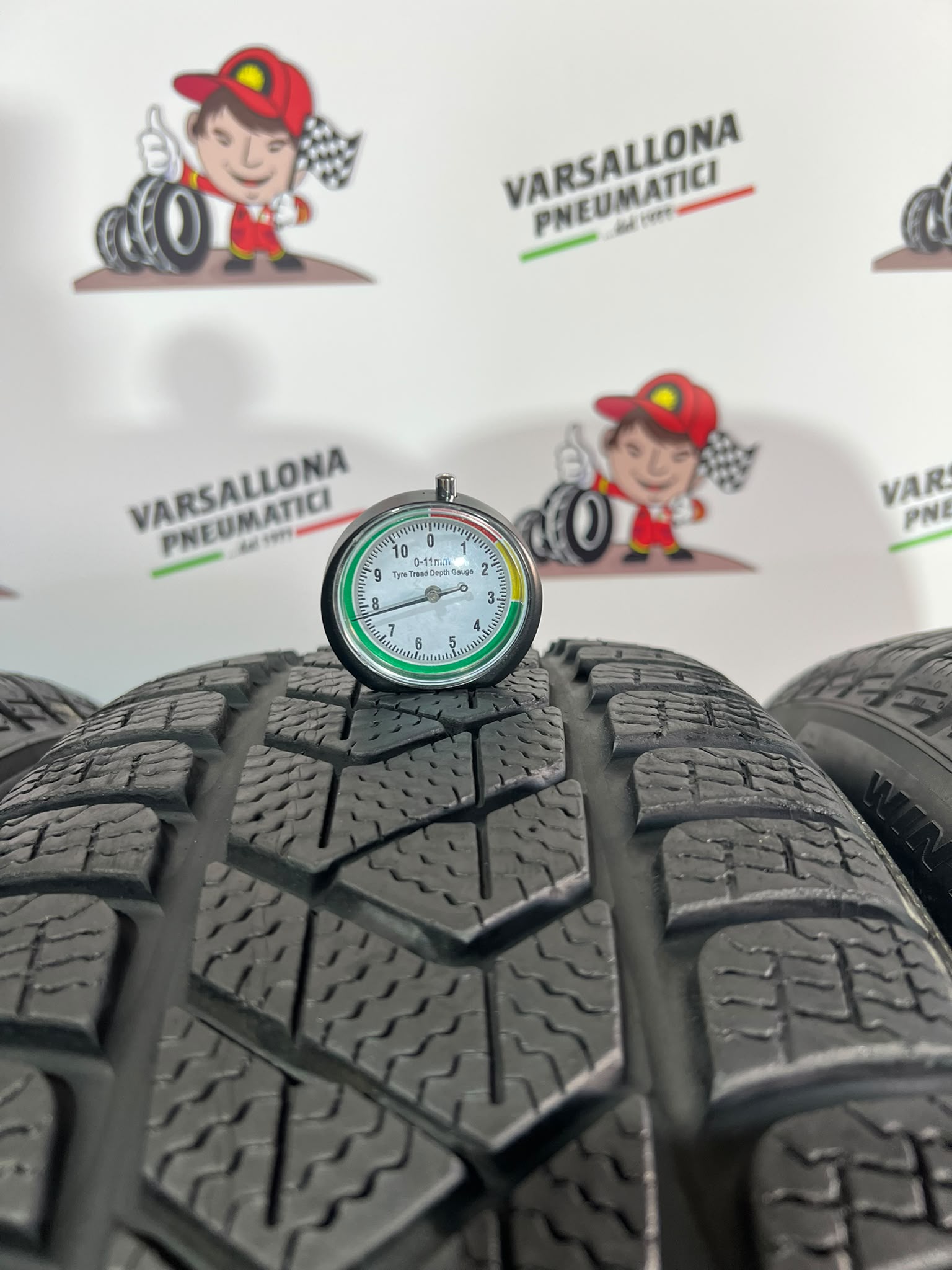 N.4 Pneumatici - 215/55R18 95H PIRELLI - Sottozero 3 Winter - immagine 3