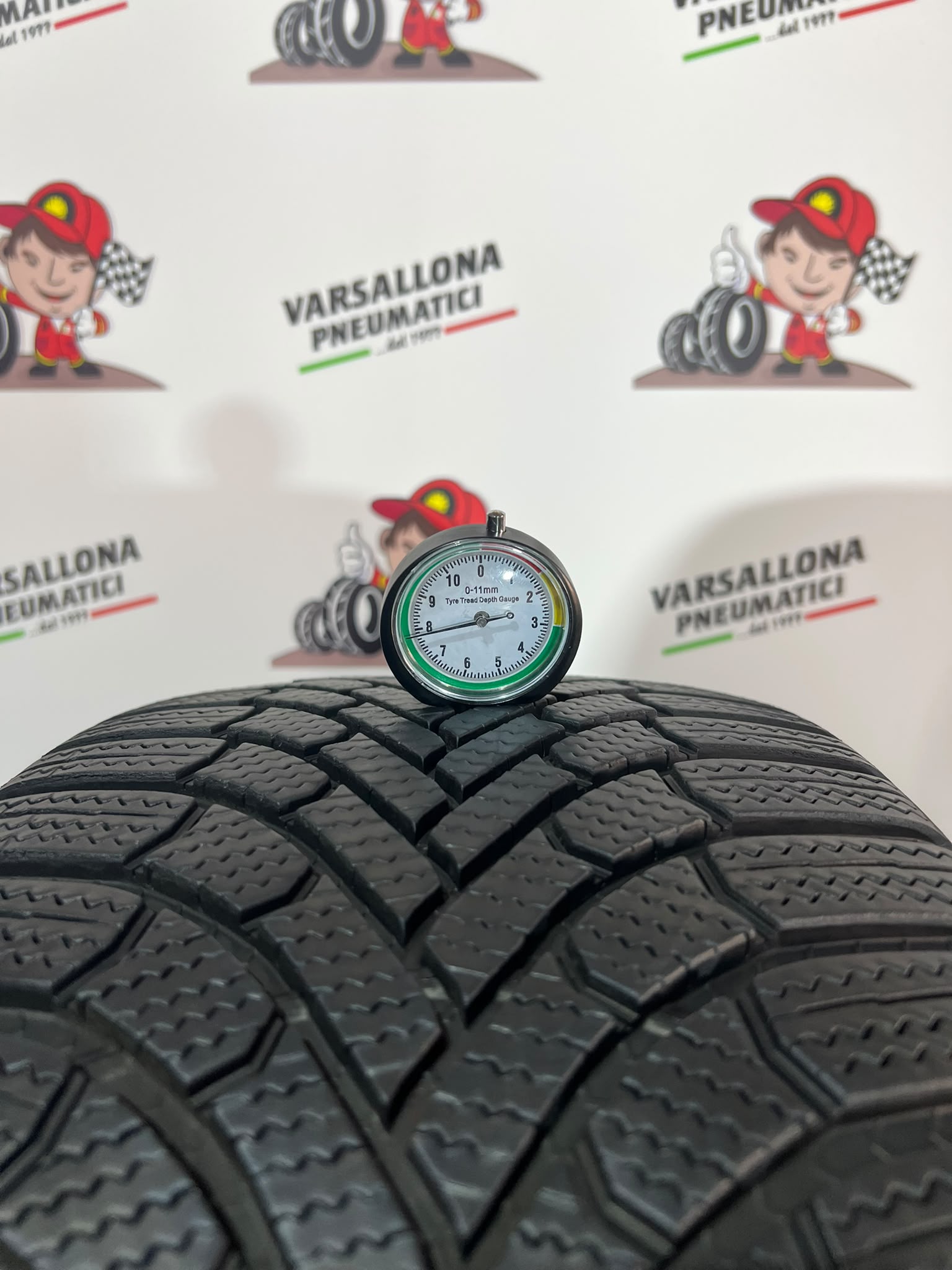 N.2 Pneumatici - 255/45R19 104W XL BRIDGESTONE - Blizzak 6 ENLITEN - immagine 3