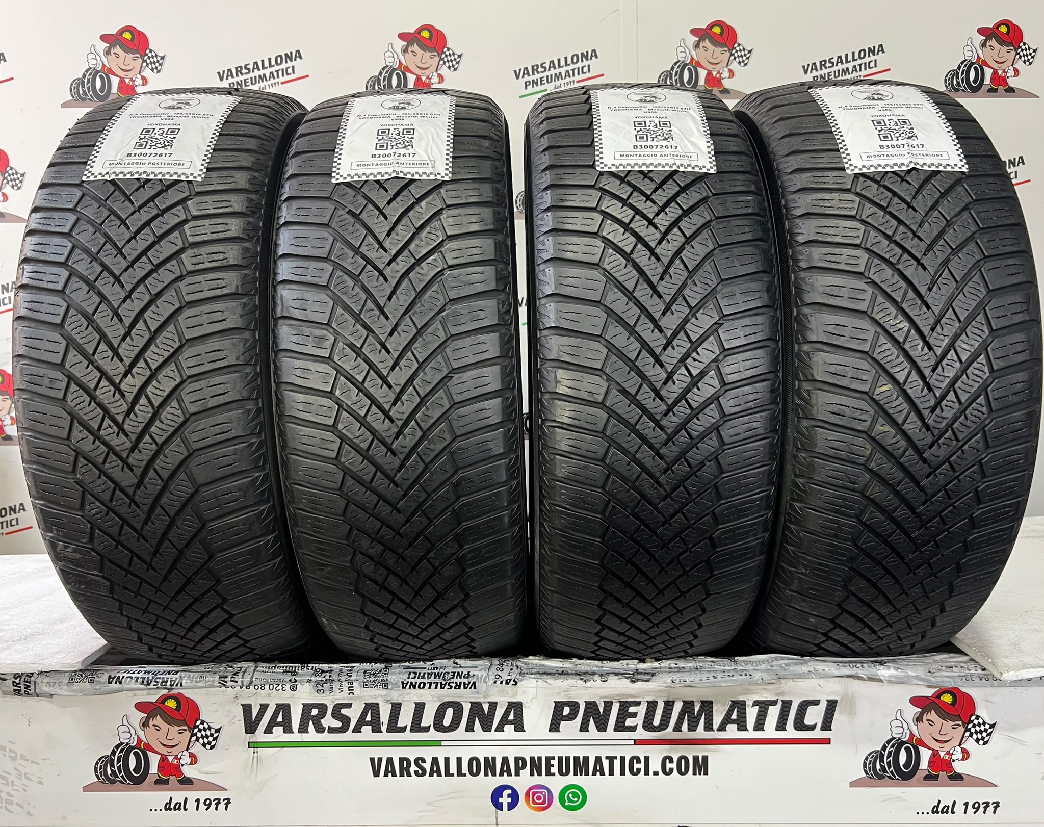 N.4 Pneumatici - 195/55R16 87H YOKOHAMA - Bluearth Winter V906