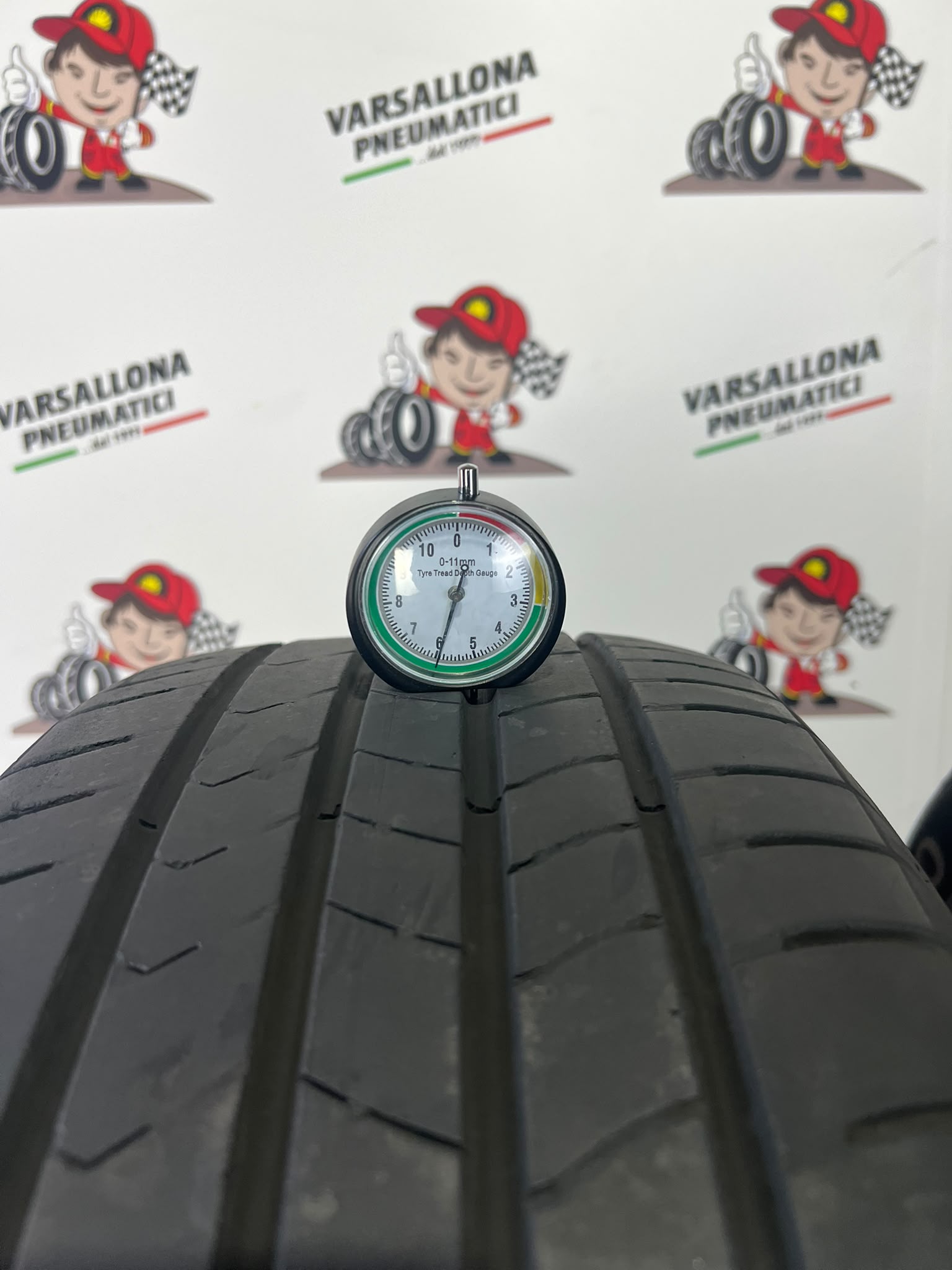 N.2 Pneumatici - 215/55R18 95H KUMHO - Ecsta HS51 - immagine 3