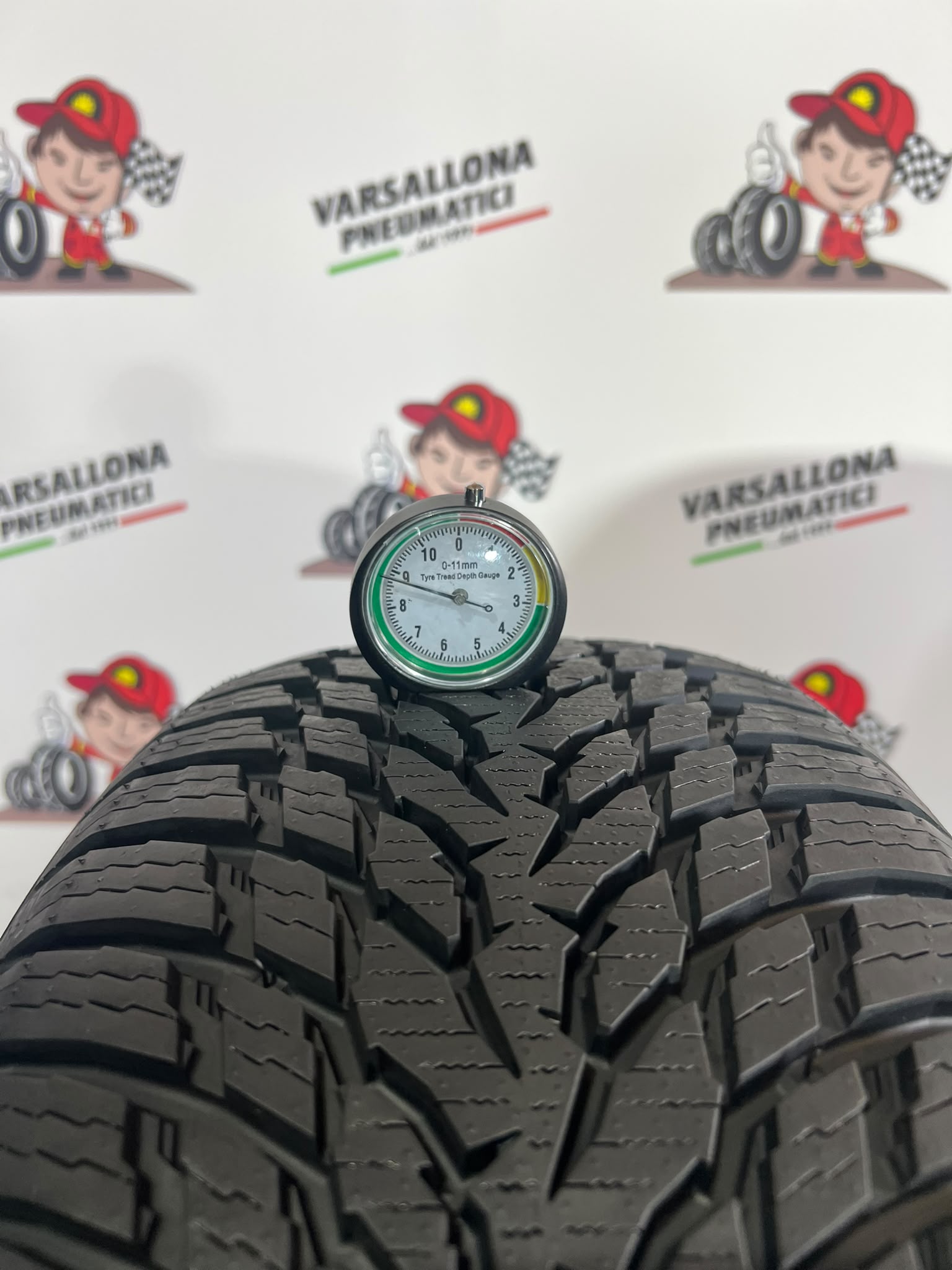 N.2 Pneumatici - 215/55R17 98H XL NOKIAN TYRES - SnowProof 1 - immagine 3