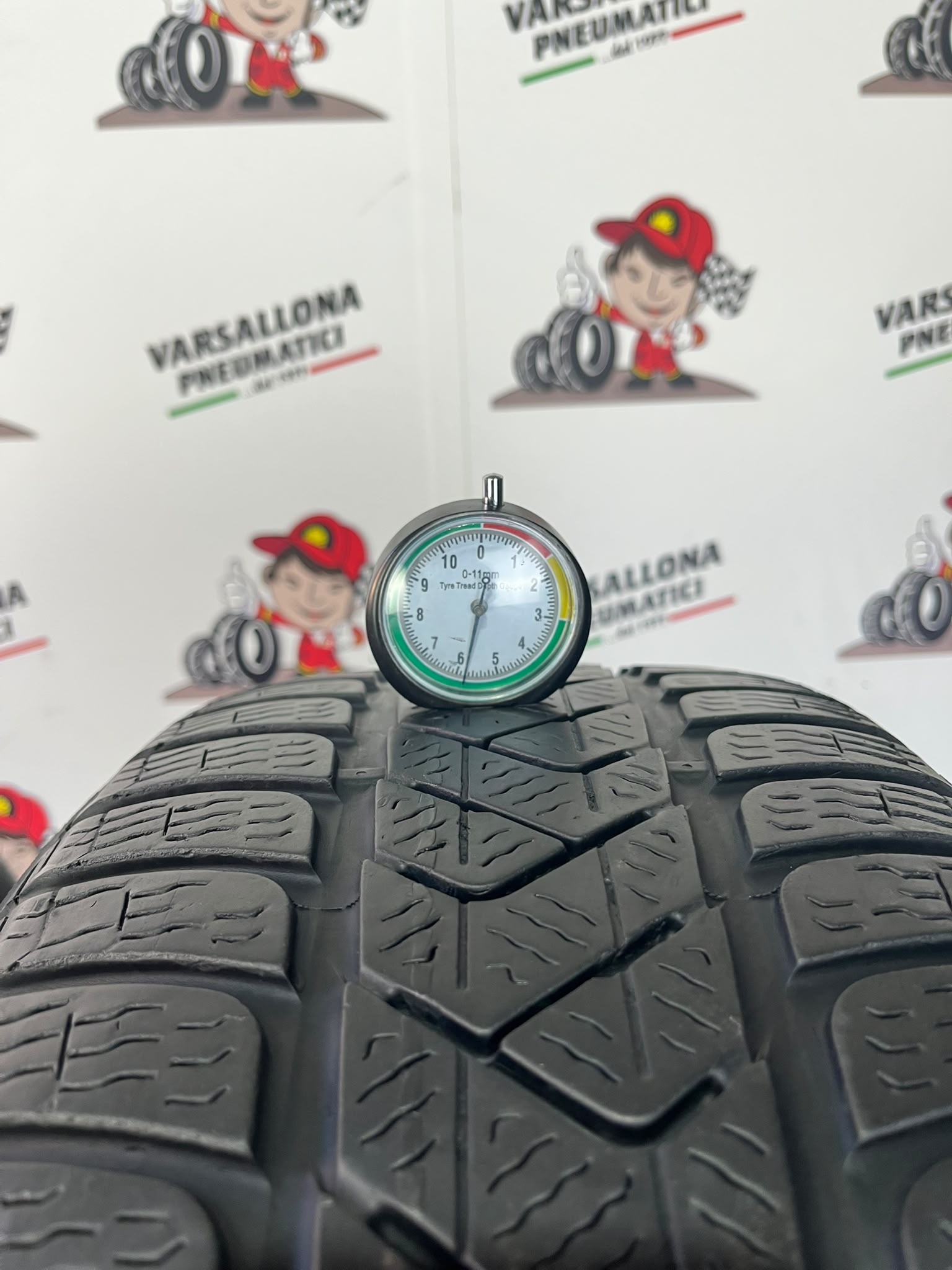 N.2 Pneumatici - 215/55R17 94H PIRELLI - Sottozero 3 Seal Inside - immagine 3