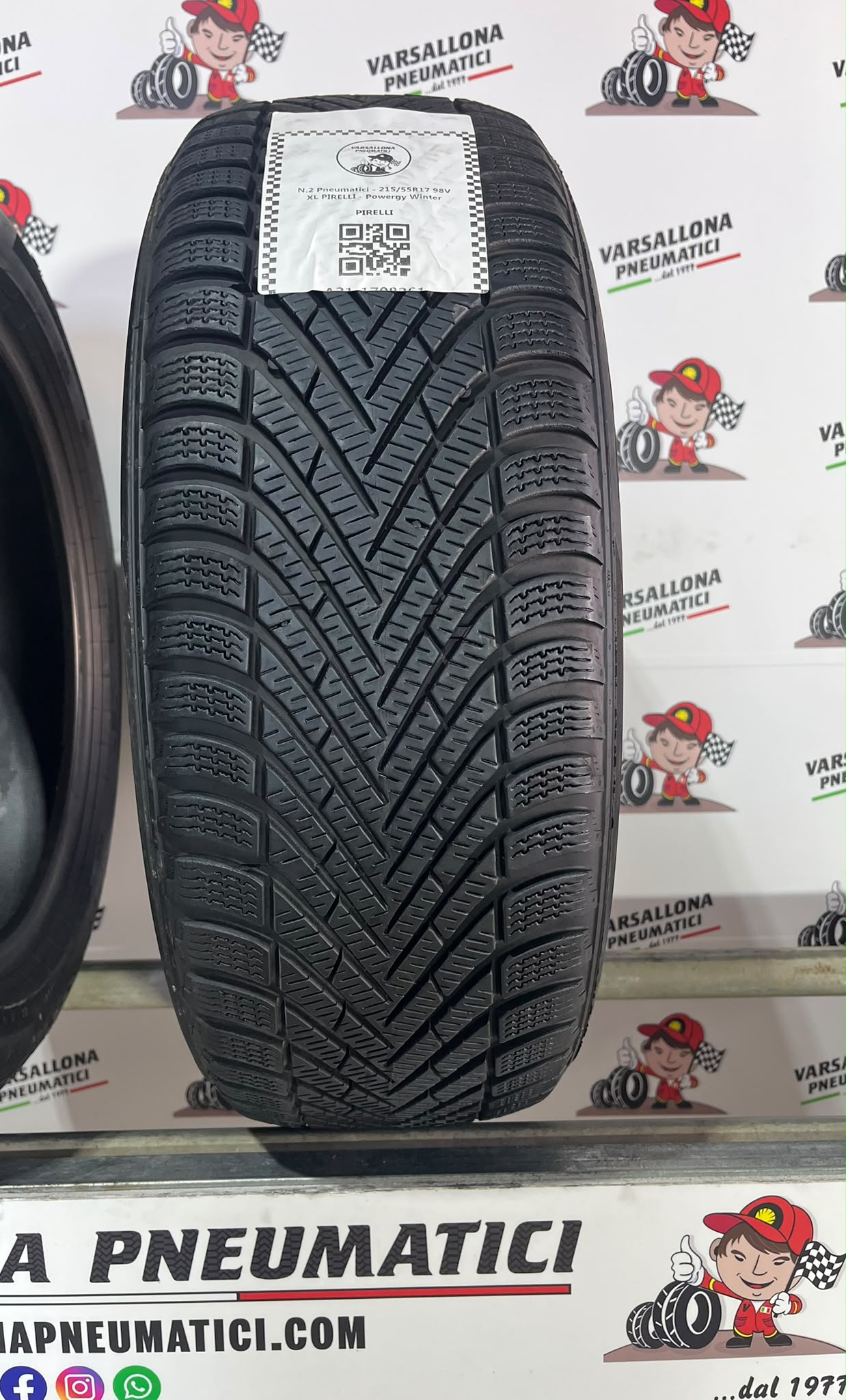N.2 Pneumatici - 215/55R17 98V XL PIRELLI - Powergy Winter - immagine 2