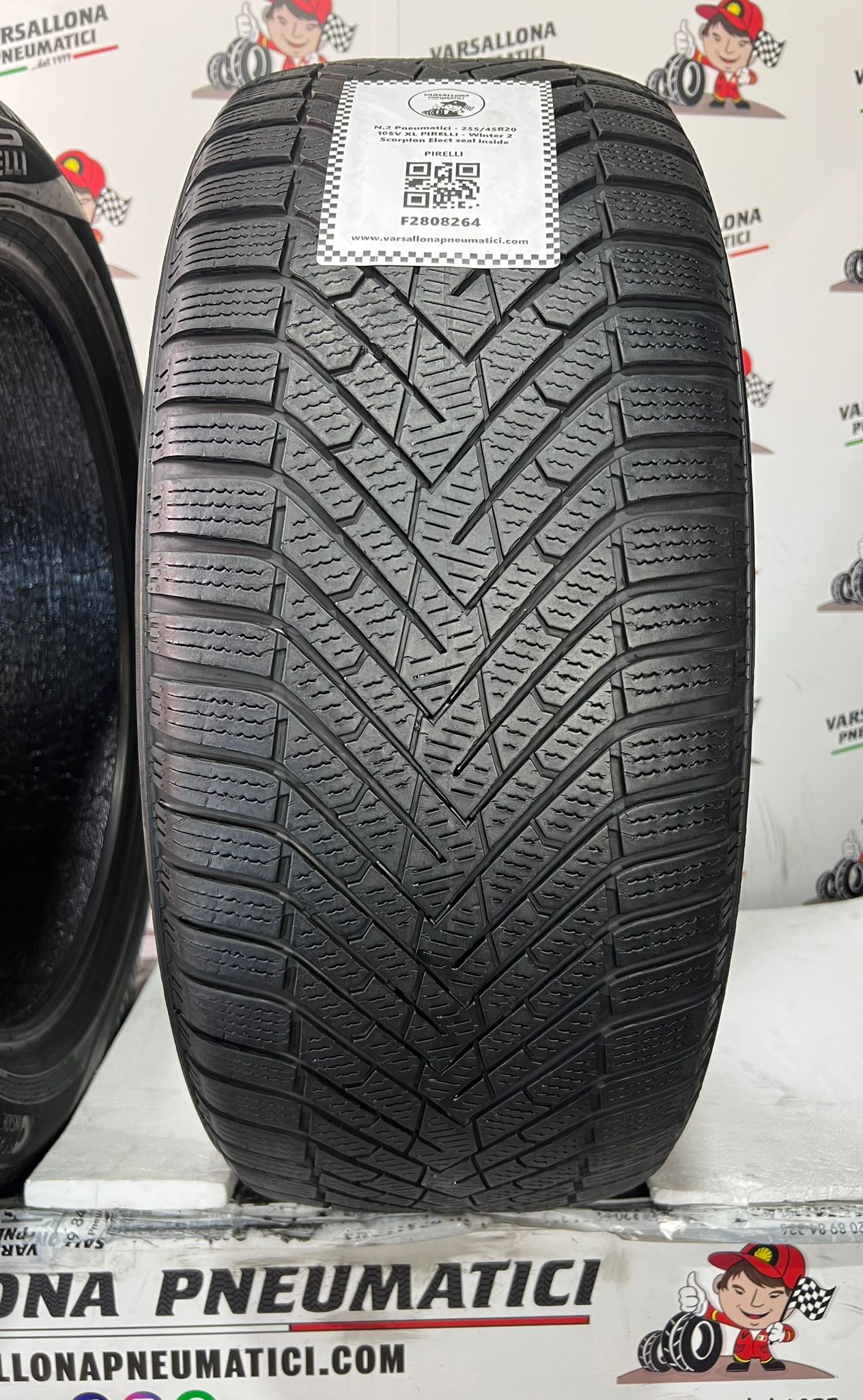N.2 Pneumatici - 255/45R20 105V XL PIRELLI - Winter 2 Scorpion Seal inside - immagine 2