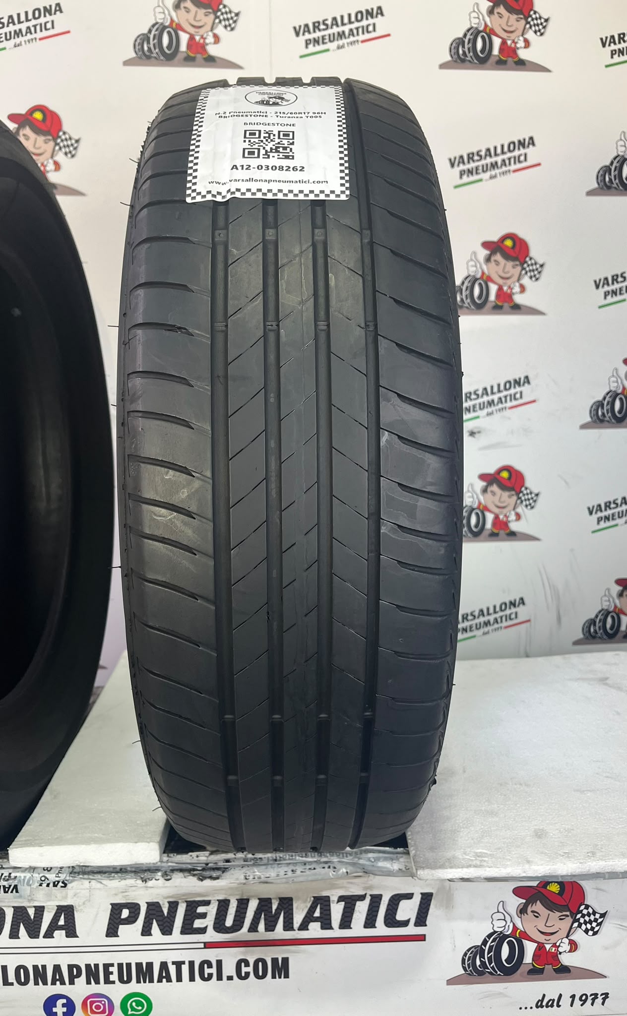 N.2 Pneumatici - 215/60R17 96H BRIDGESTONE - Turanza T005 - immagine 2