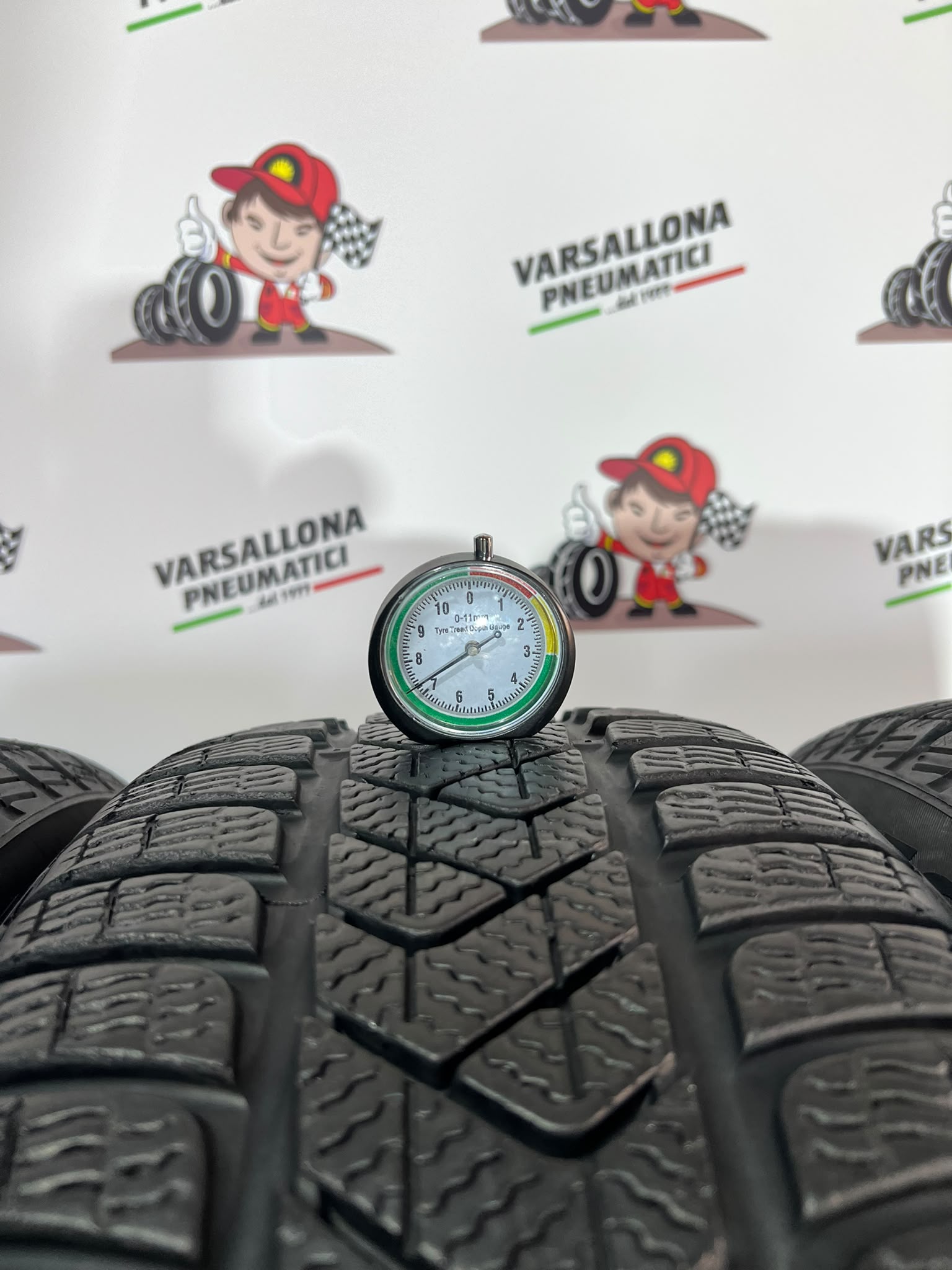 N.4 Pneumatici - 215/55R17 94H PIRELLI - Sottozero 3 Seal Inside - immagine 3