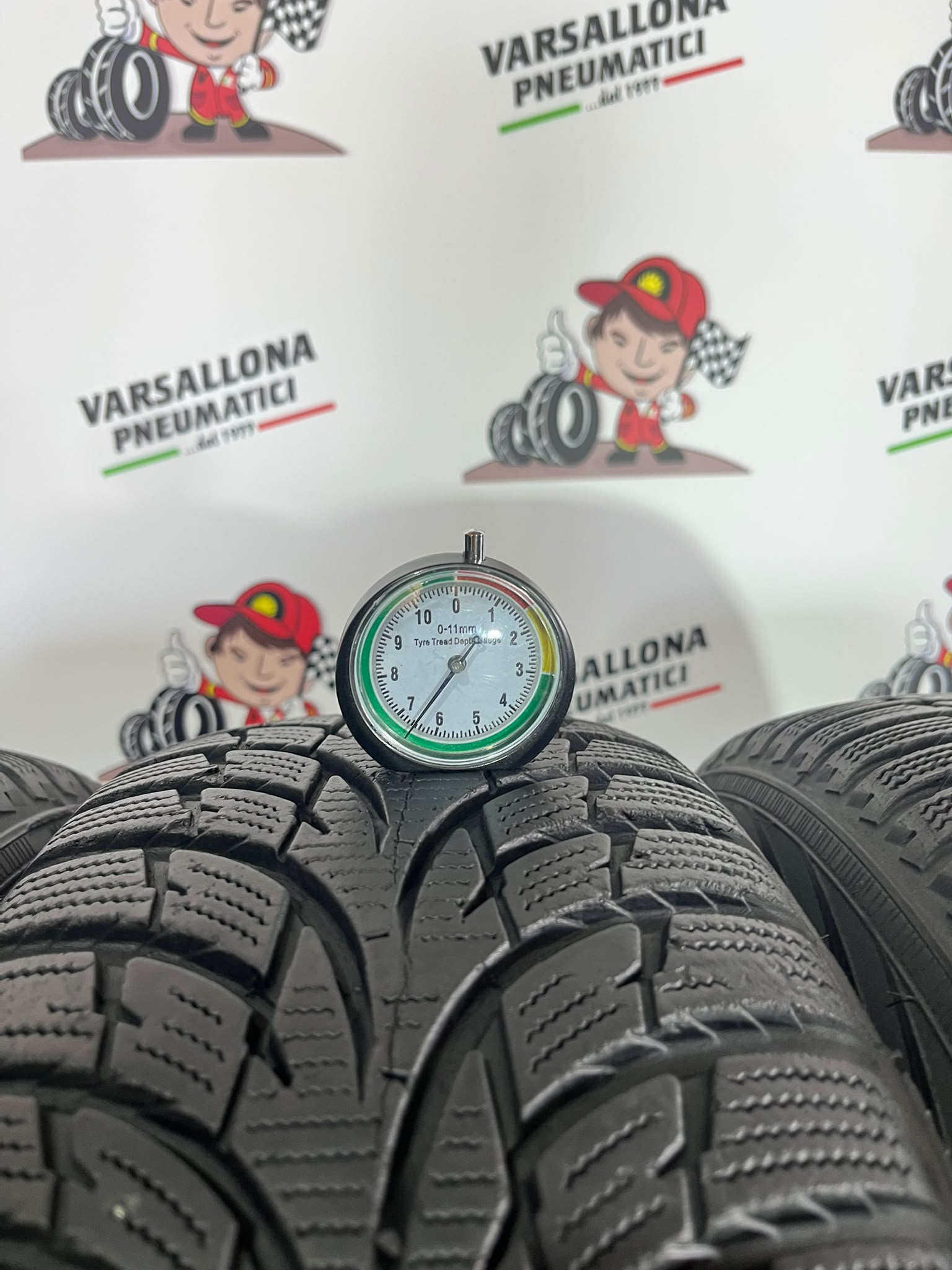 N.4 Pneumatici - 185/60R15 88T XL NOKIAN TYRES - WR03 - immagine 3