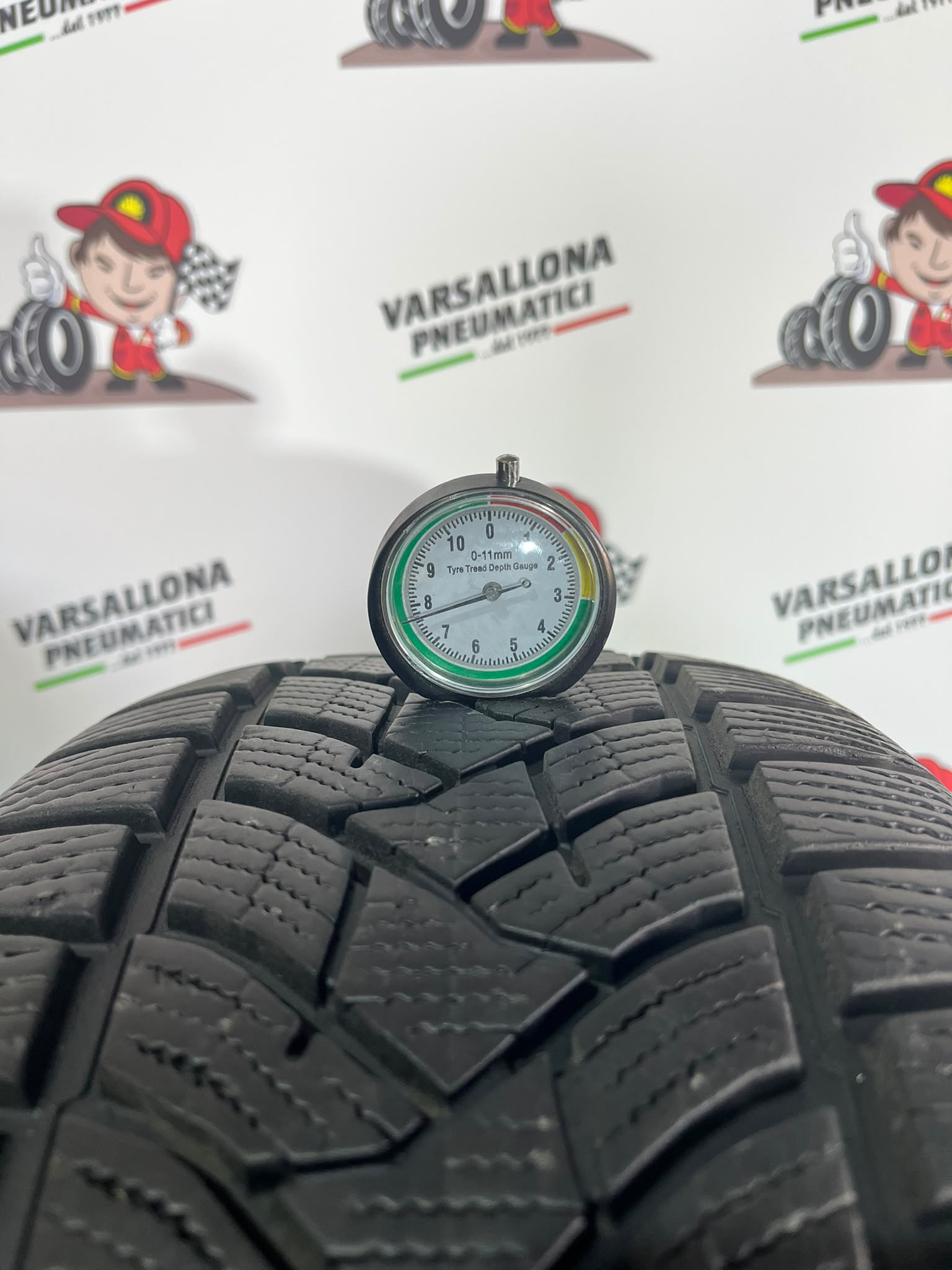 N.2 Pneumatici - 235/60R18 107H XL DUNLOP - Winter Sport 5 SUV - immagine 3