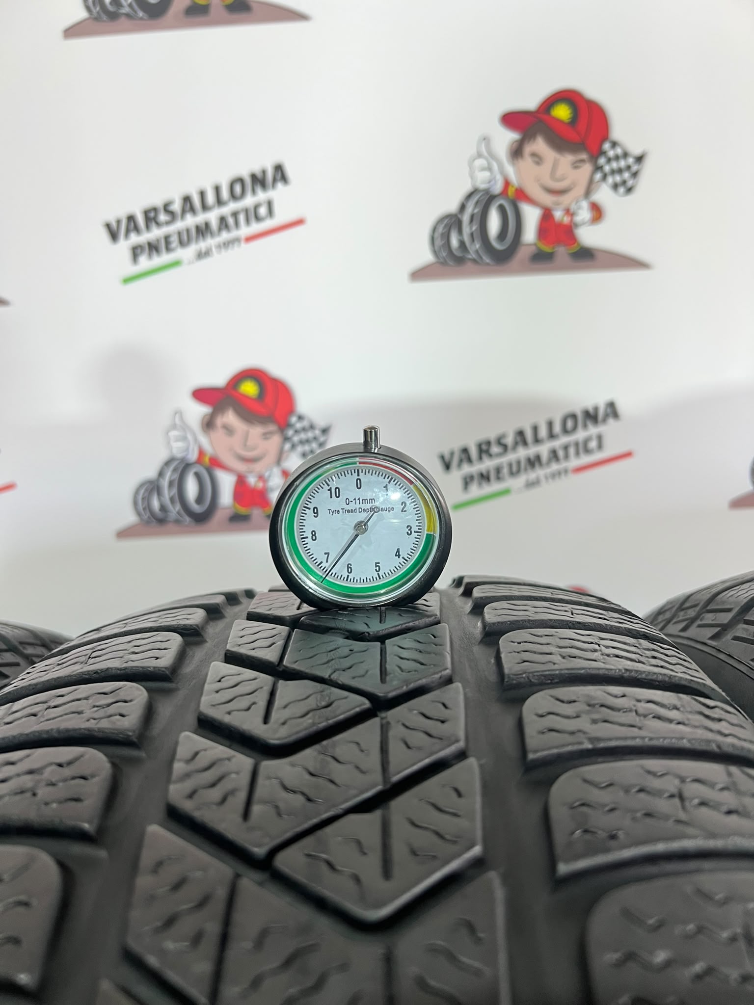 N.4 Pneumatici - 225/50R18 99H XL PIRELLI - Sottozero 3 AO - immagine 3