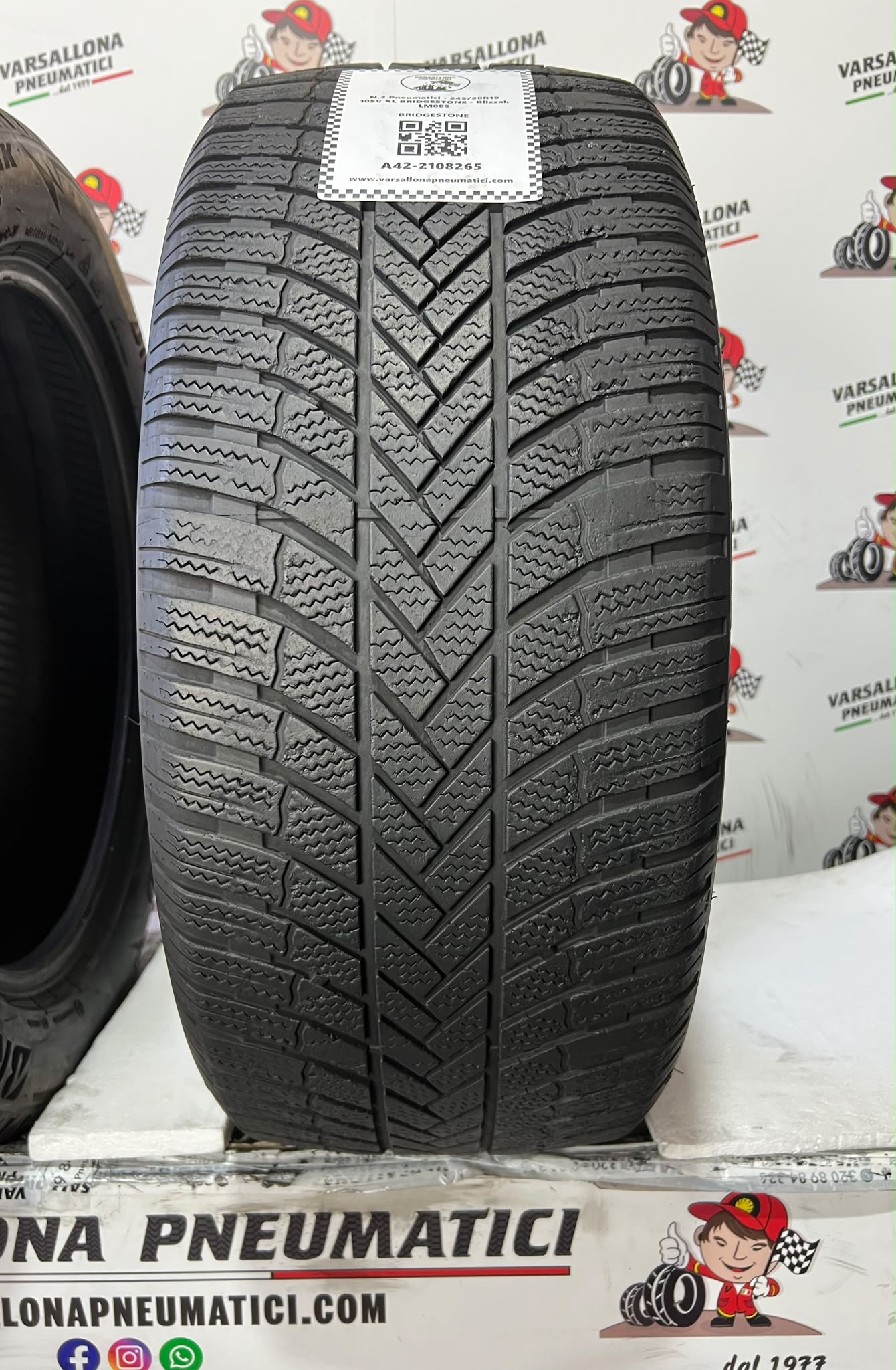 N.2 Pneumatici - 245/50R19 105V XL BRIDGESTONE - Blizzak LM005 - immagine 2