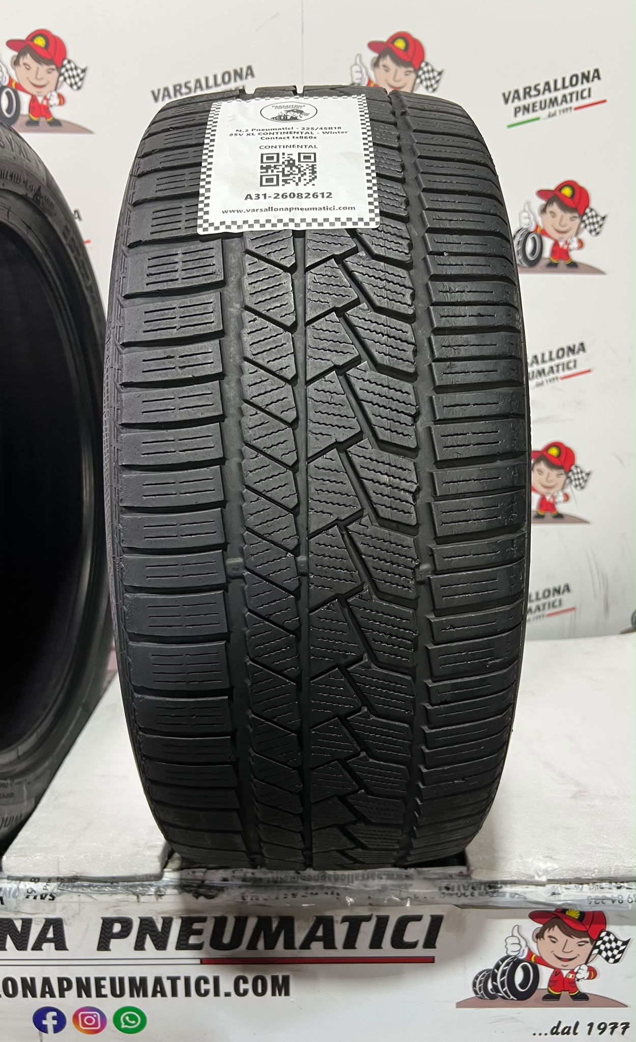 N.2 Pneumatici - 225/45R18 95V XL CONTINENTAL - Winter Contact TS860s - immagine 2