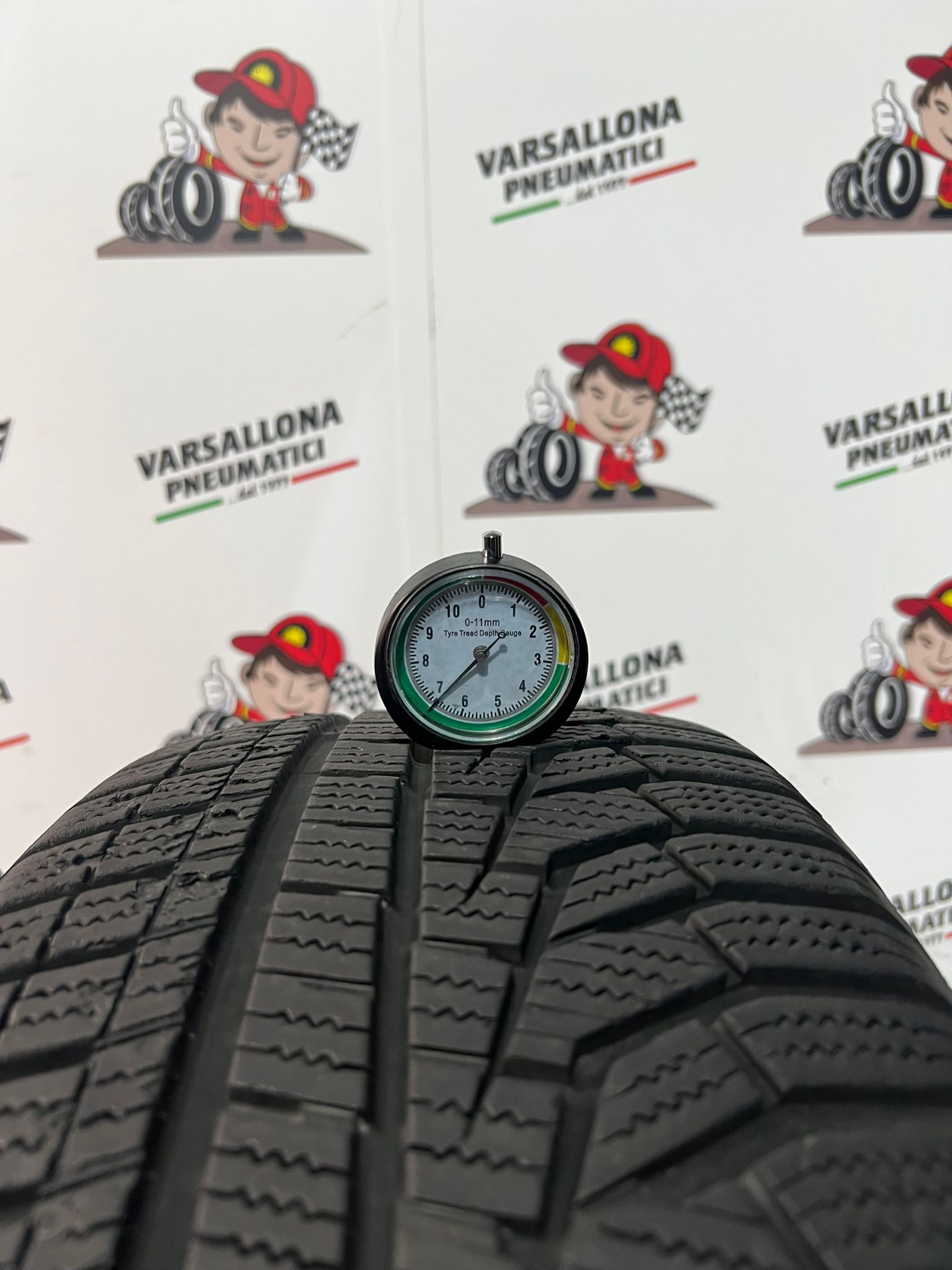 N.2 Pneumatici - 215/60R17 96H HANKOOK - Winter iCept Evo2 - immagine 3