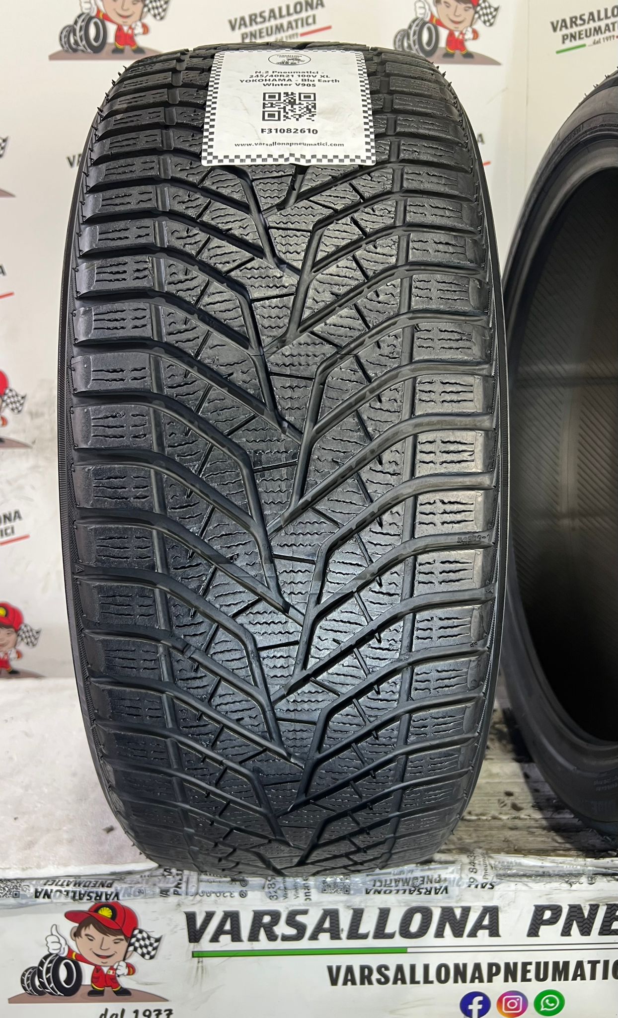 N.2 Pneumatici - 245/40R21 100V XL YOKOHAMA - BluEarth Winter V905 - immagine 2