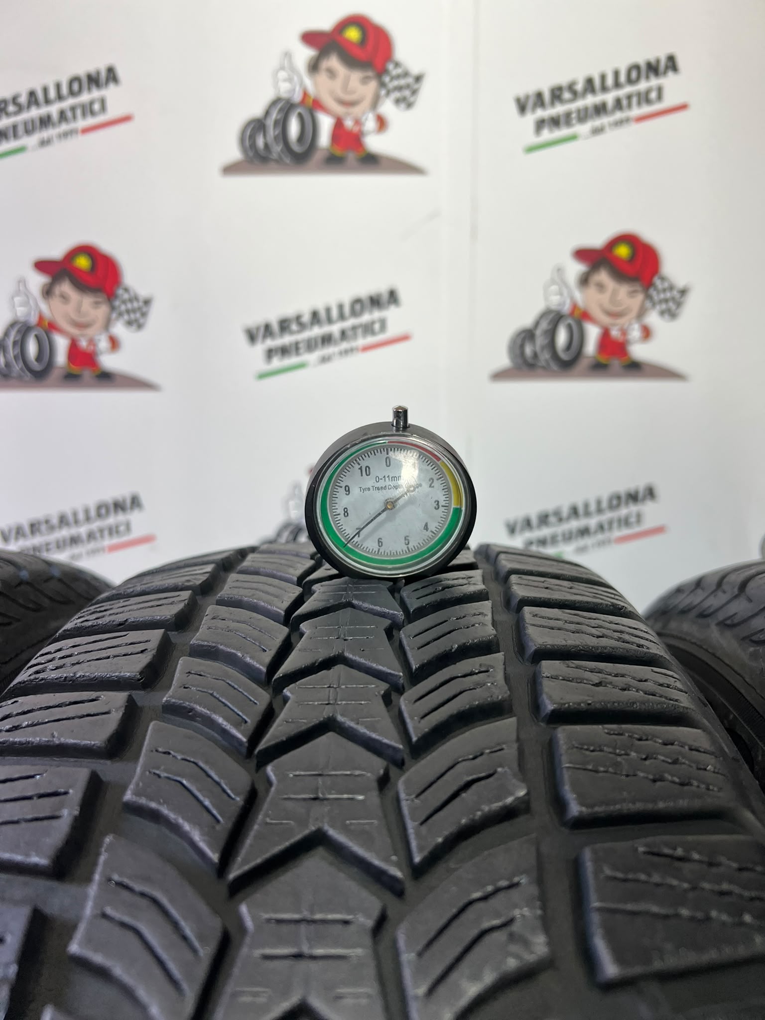 N.4 Pneumatici - 215/65R16 98H DEBICA - Frigo HP2 - immagine 3