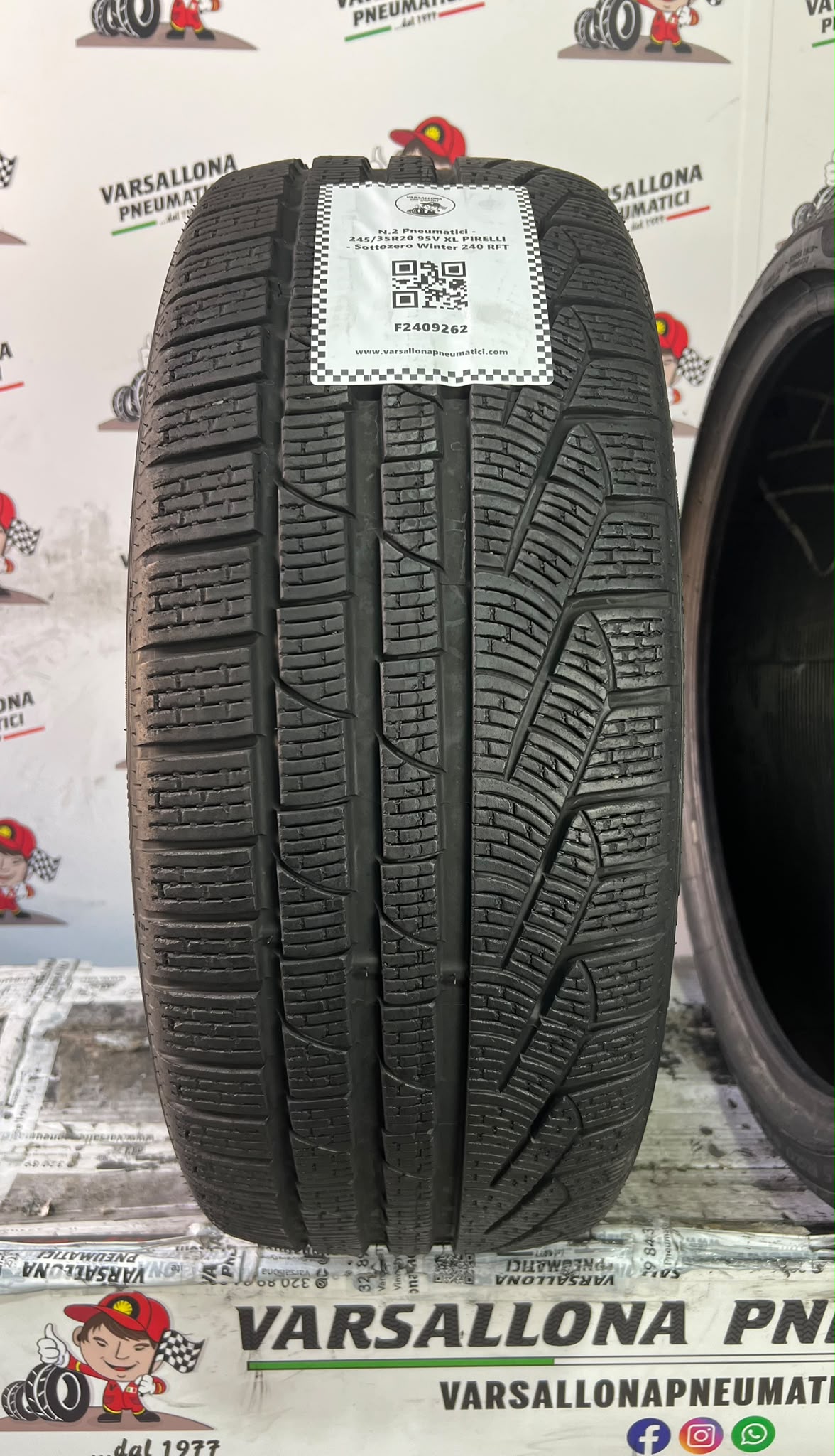 N.2 Pneumatici - 245/35R20 95V XL PIRELLI - Sottozero Winter 240 RFT - immagine 2