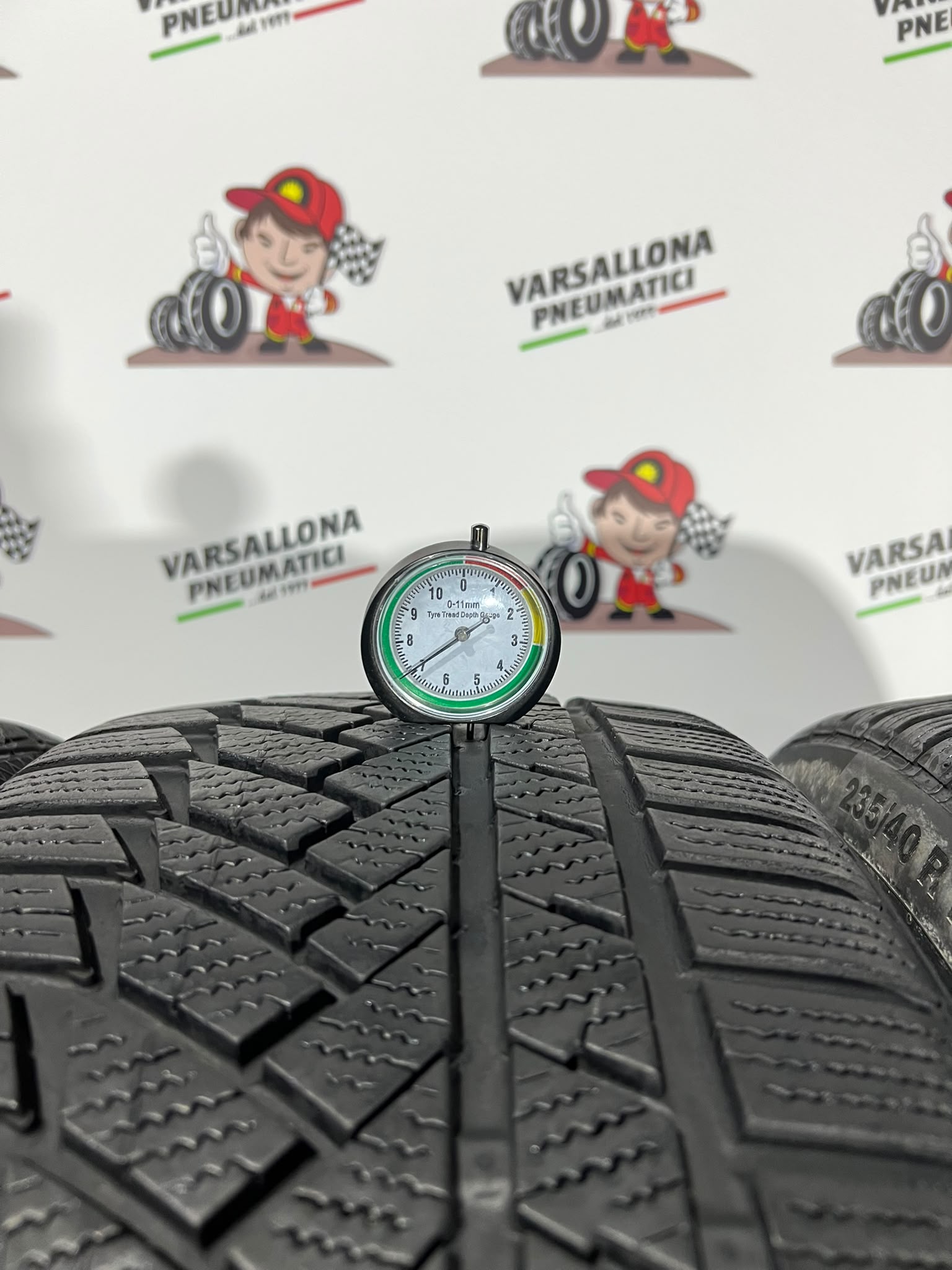 N.4 Pneumatici - 235/40R19 96V XL CONTINENTAL - WinterContact TS850P - immagine 3