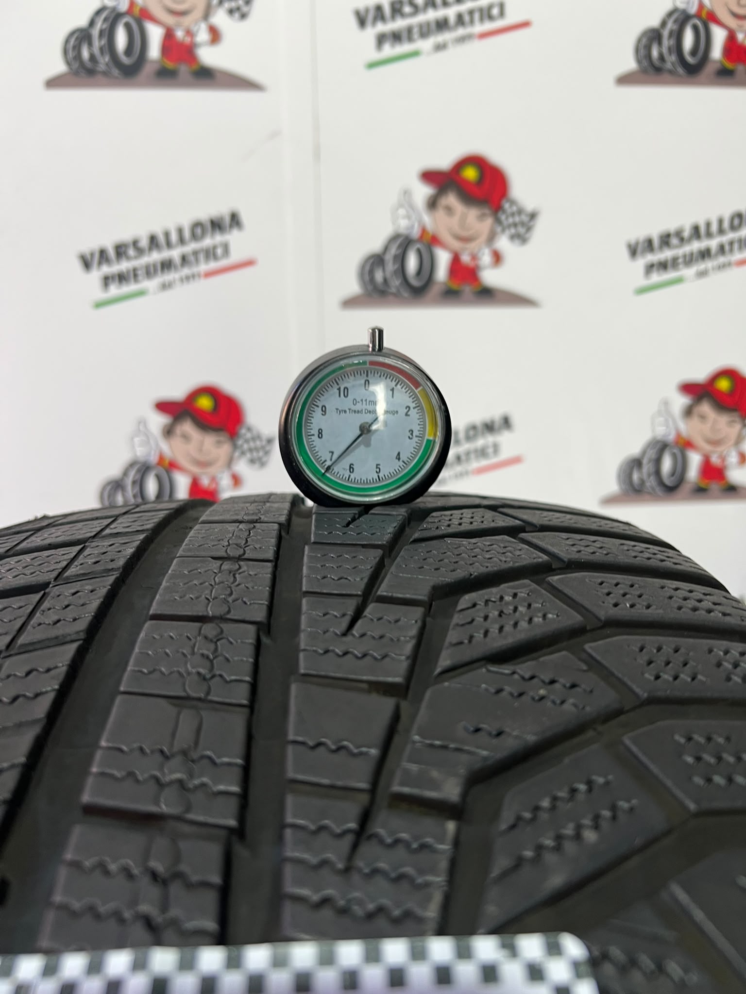 N.2 Pneumatici - 245/35R19 93W XL HANKOOK - Winter iCept EVO 2 - immagine 3