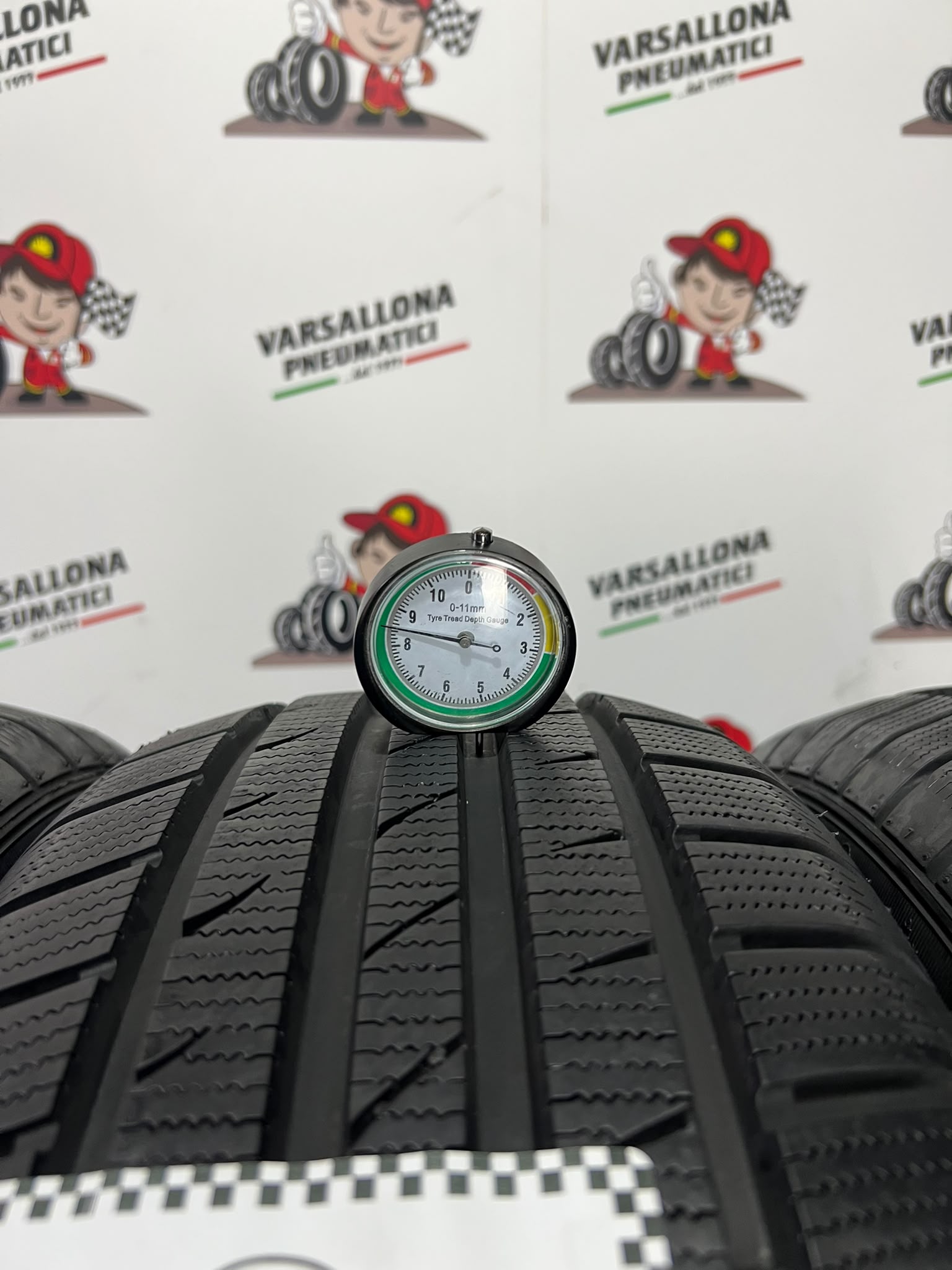 N.4 Pneumatici - 205/55R16 91V SUPERIA - Blue Win UHP - immagine 3