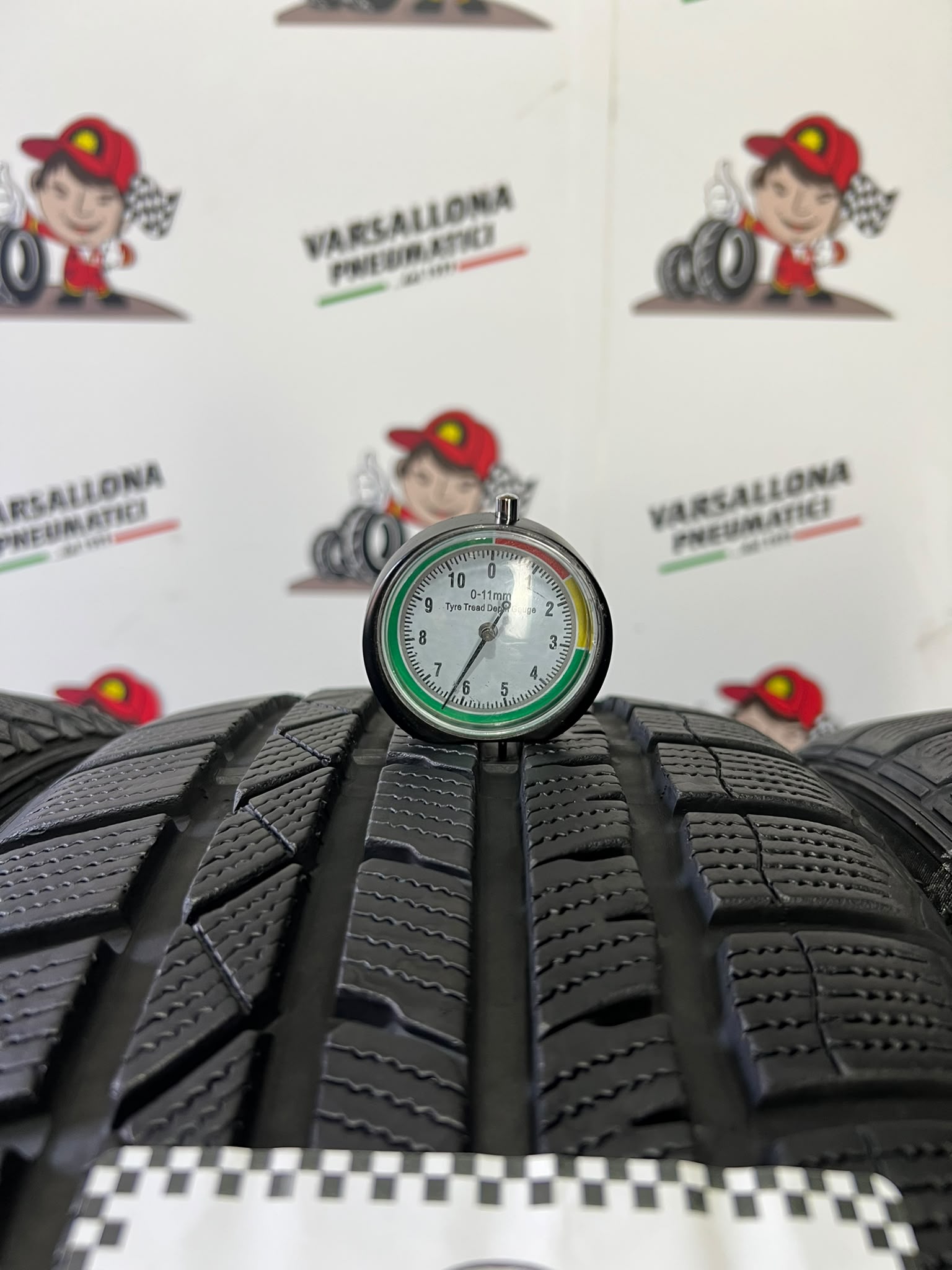 N.4 Pneumatici 195/45R16 84V XL MOMO - North Pole W2 - immagine 3