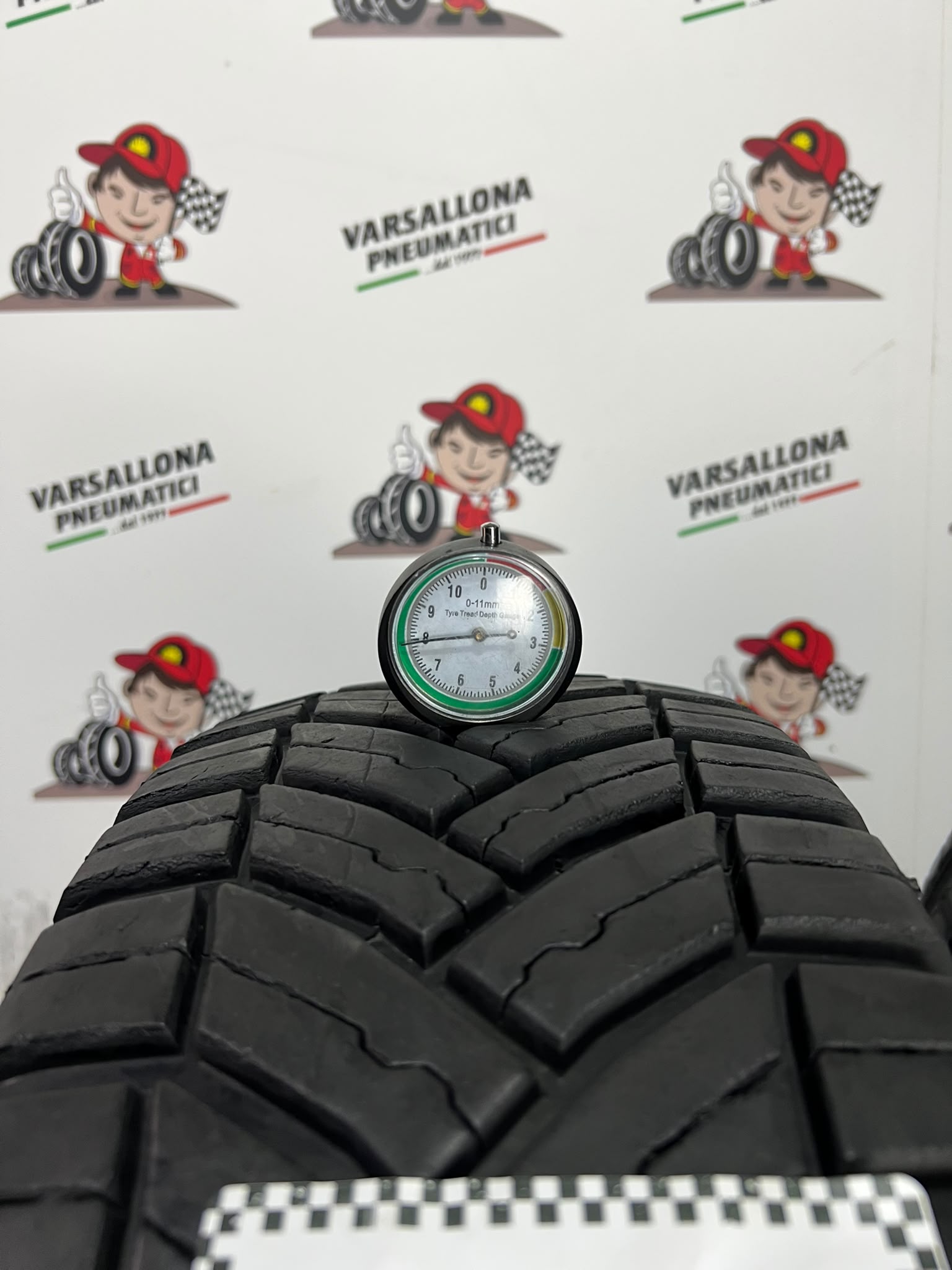 N.2 Pneumatici - 205/75R16C 110/108R MICHELIN - Agilis Cross Climate - immagine 3