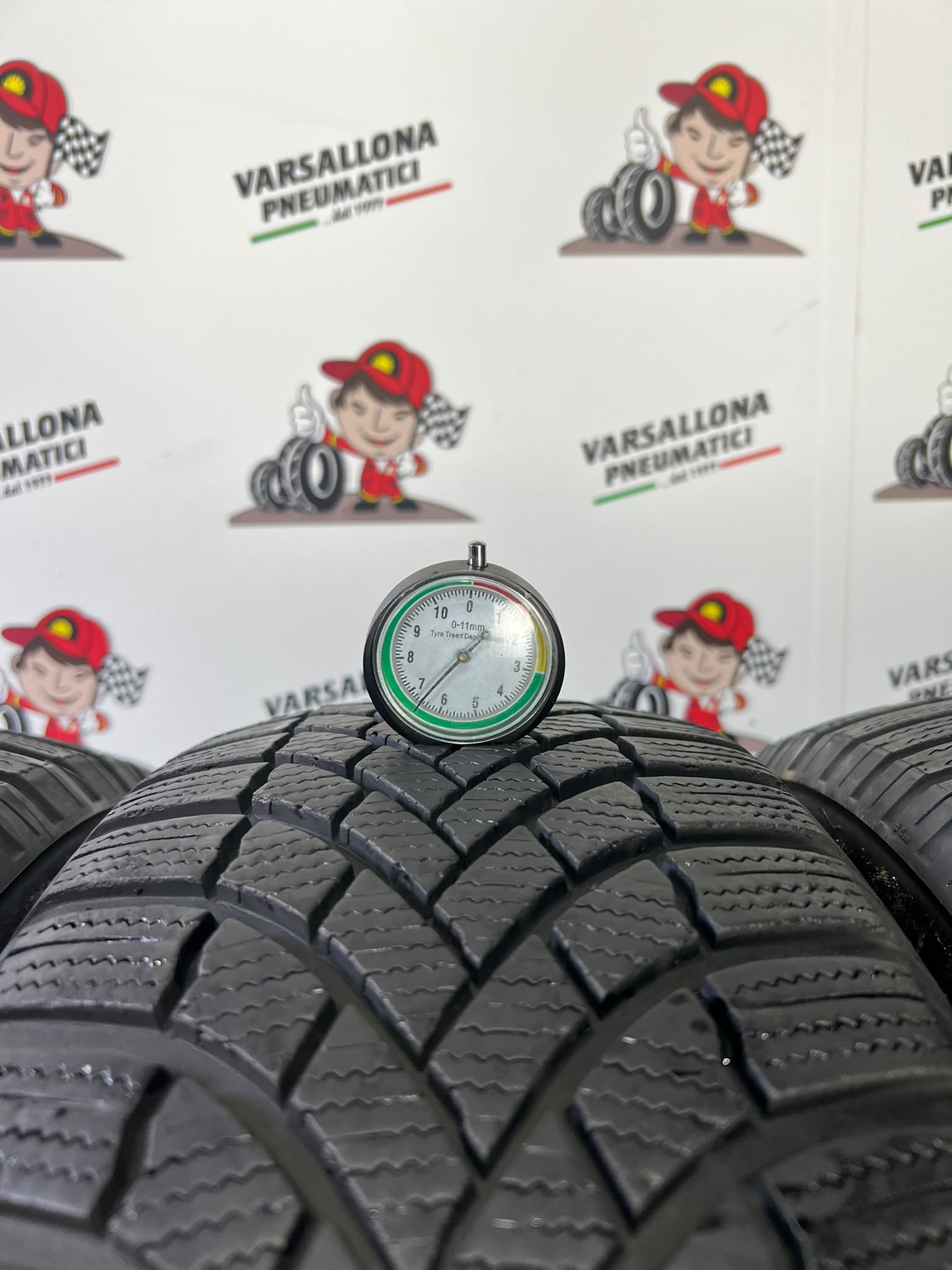 N.4 Pneumatici - 215/60R17 96H BRIDGESTONE - Blizzak LM005 - immagine 3