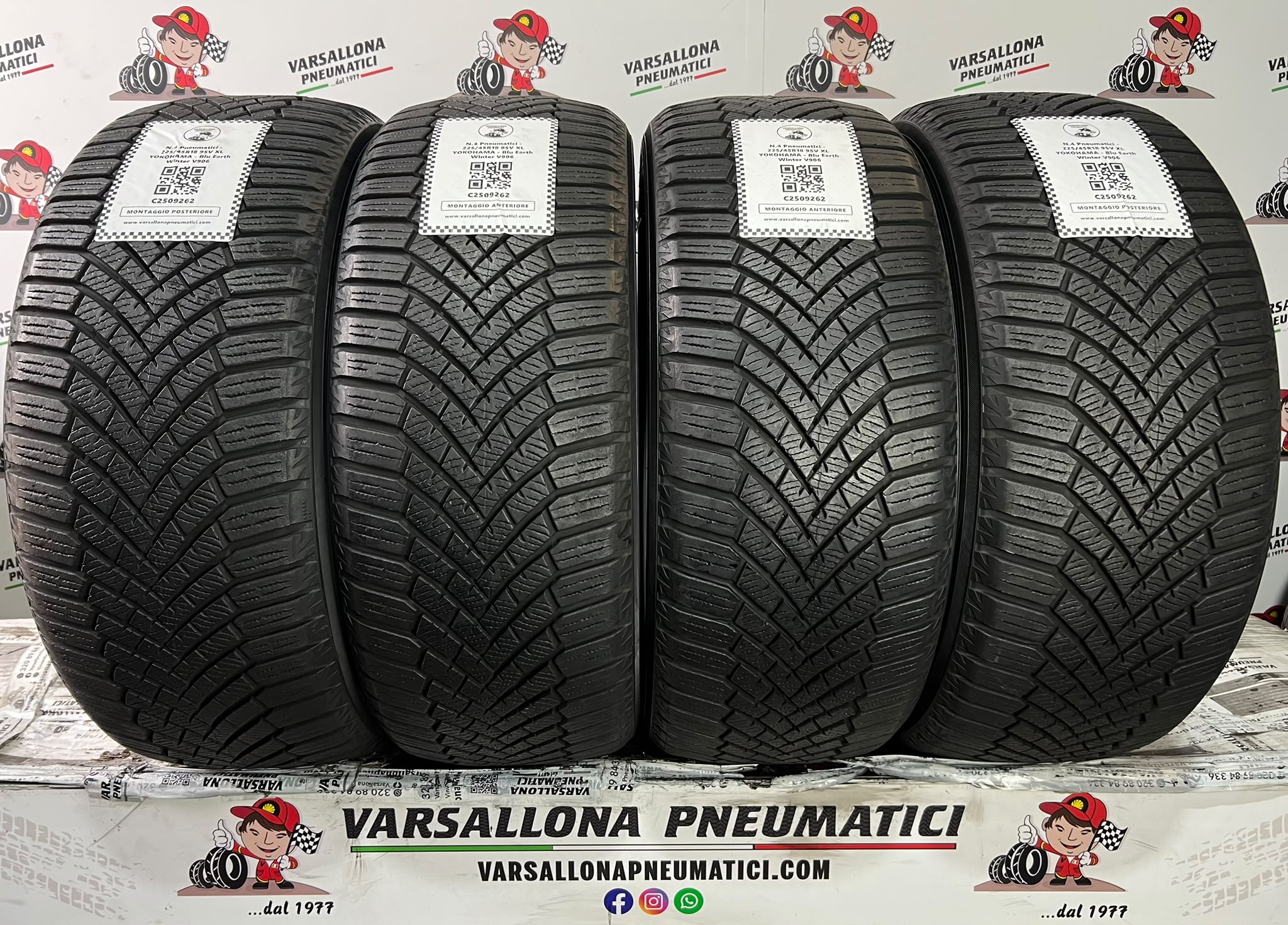 N.4 Pneumatici - 225/45R18 95V XL YOKOHAMA - Blu Earth Winter V906