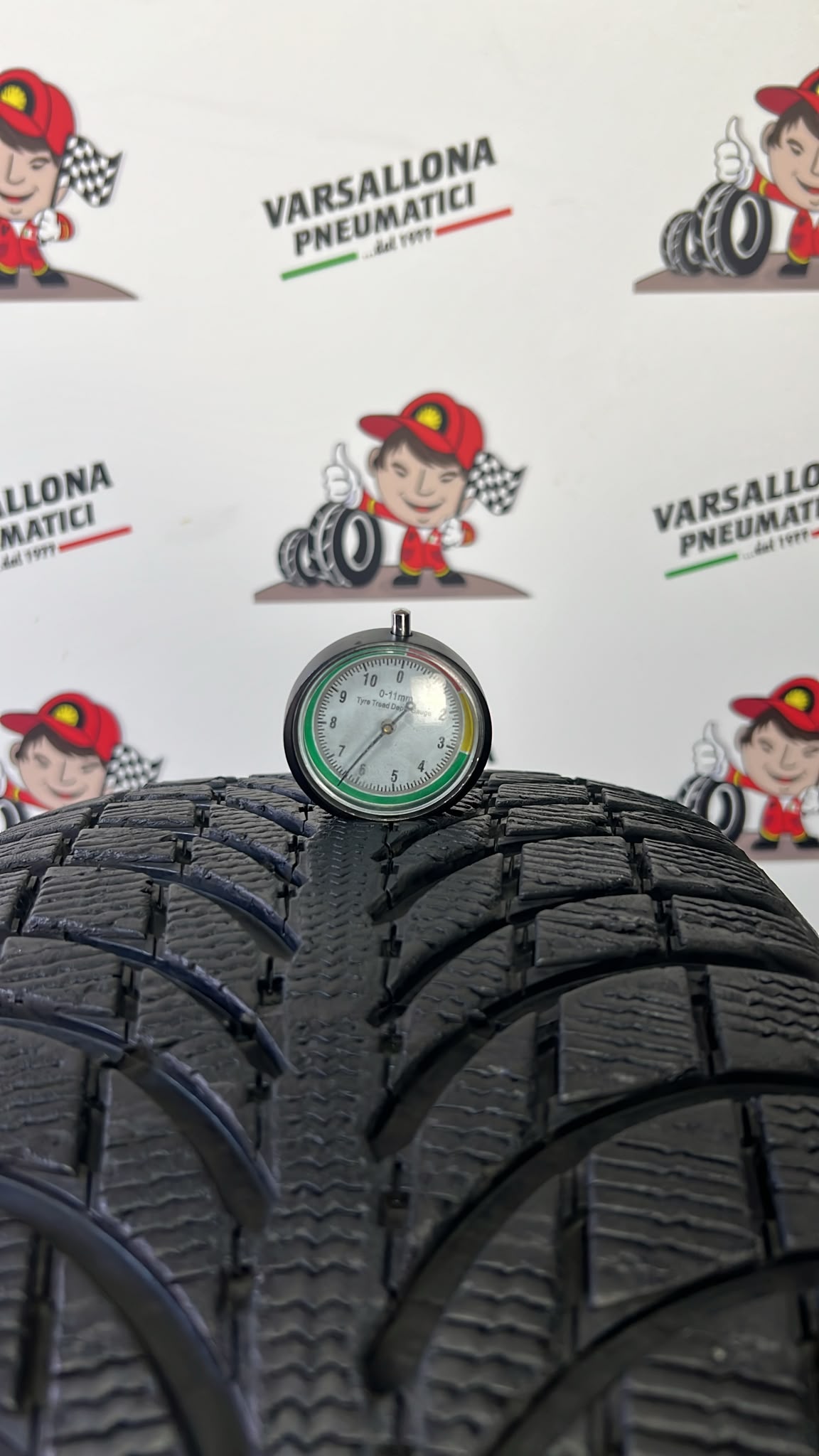 N.2 Pneumatici - 245/45R20 103V XL MICHELIN - Laltitude Alpin LA2 - immagine 3