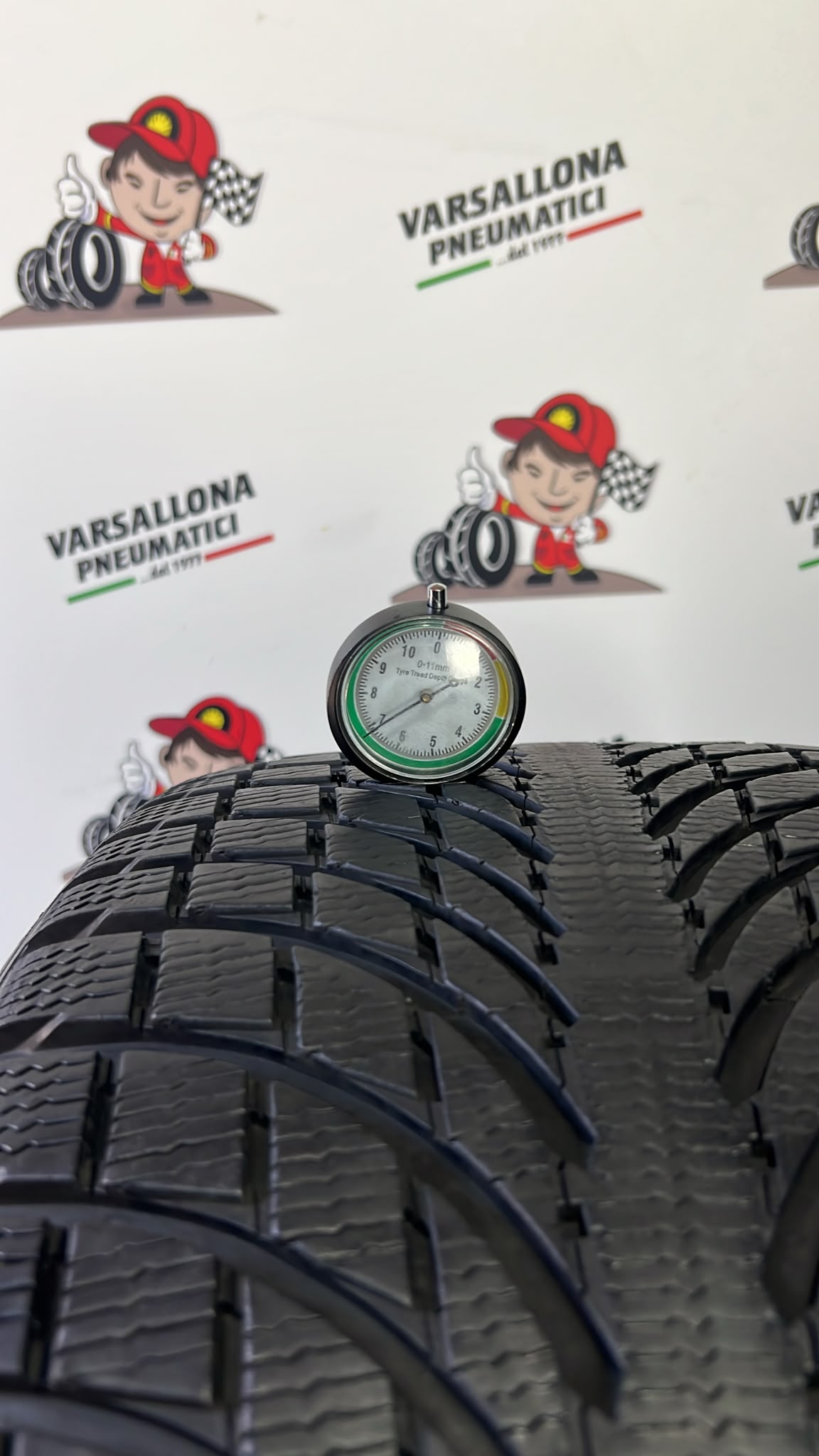 N.2 Pneumatici - 275/40R20 106V XL MICHELIN - Latitude Alpin LA2 - immagine 3