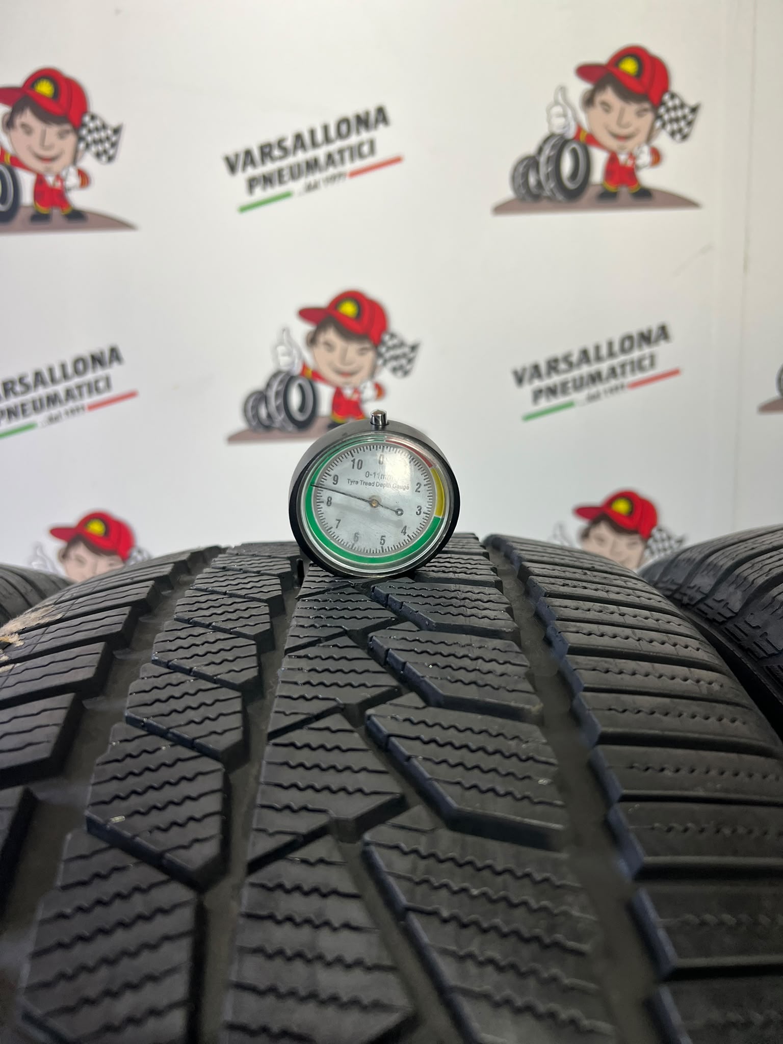 N.4 Pneumatici - 245/50R19 105V XL CONTINENTAL - Winter Contact TS860 RFT - immagine 3