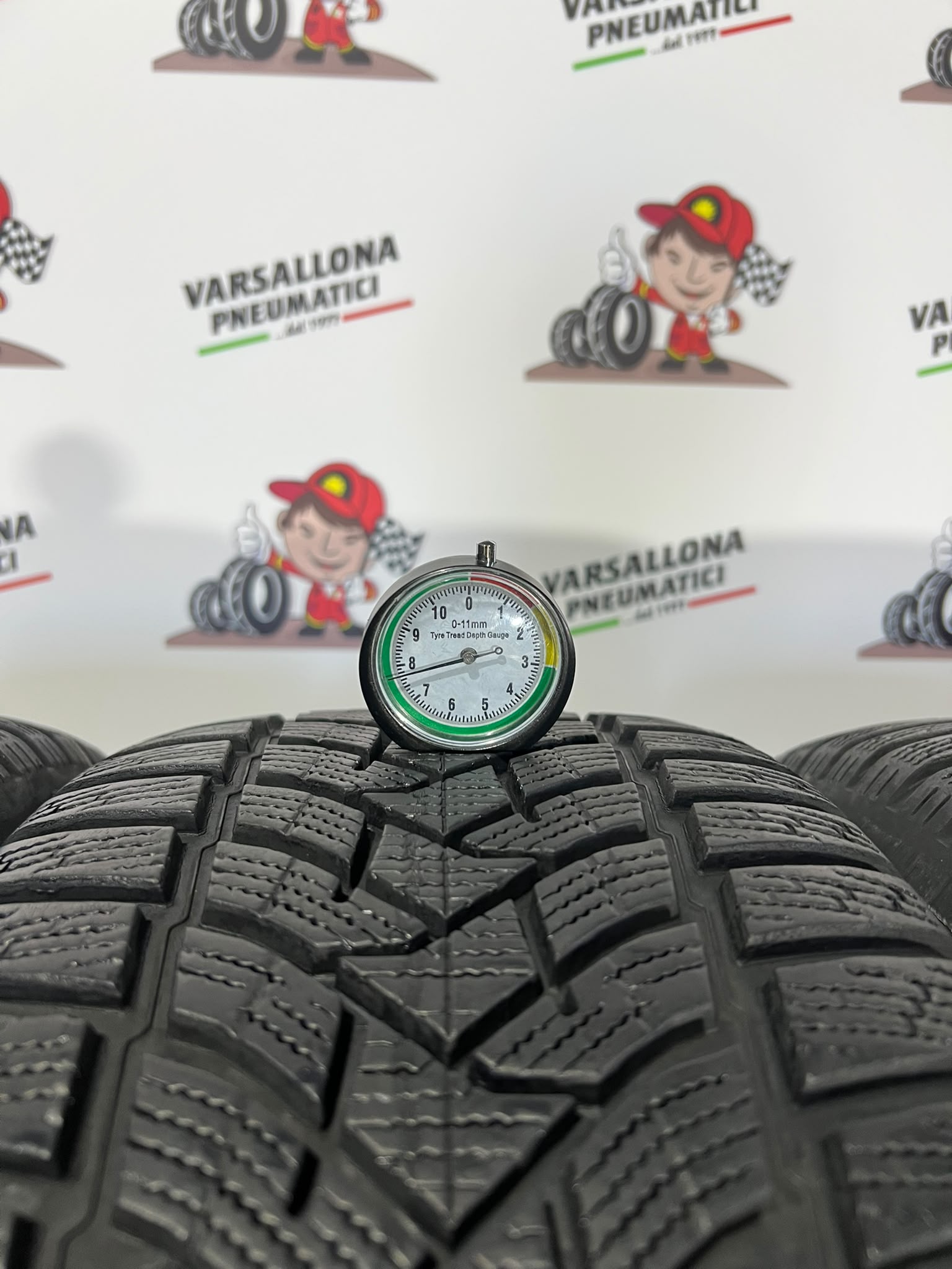 N.4 Pneumatici - 225/50R18 99V XL DUNLOP - Sp Winter Sport 5 - immagine 3